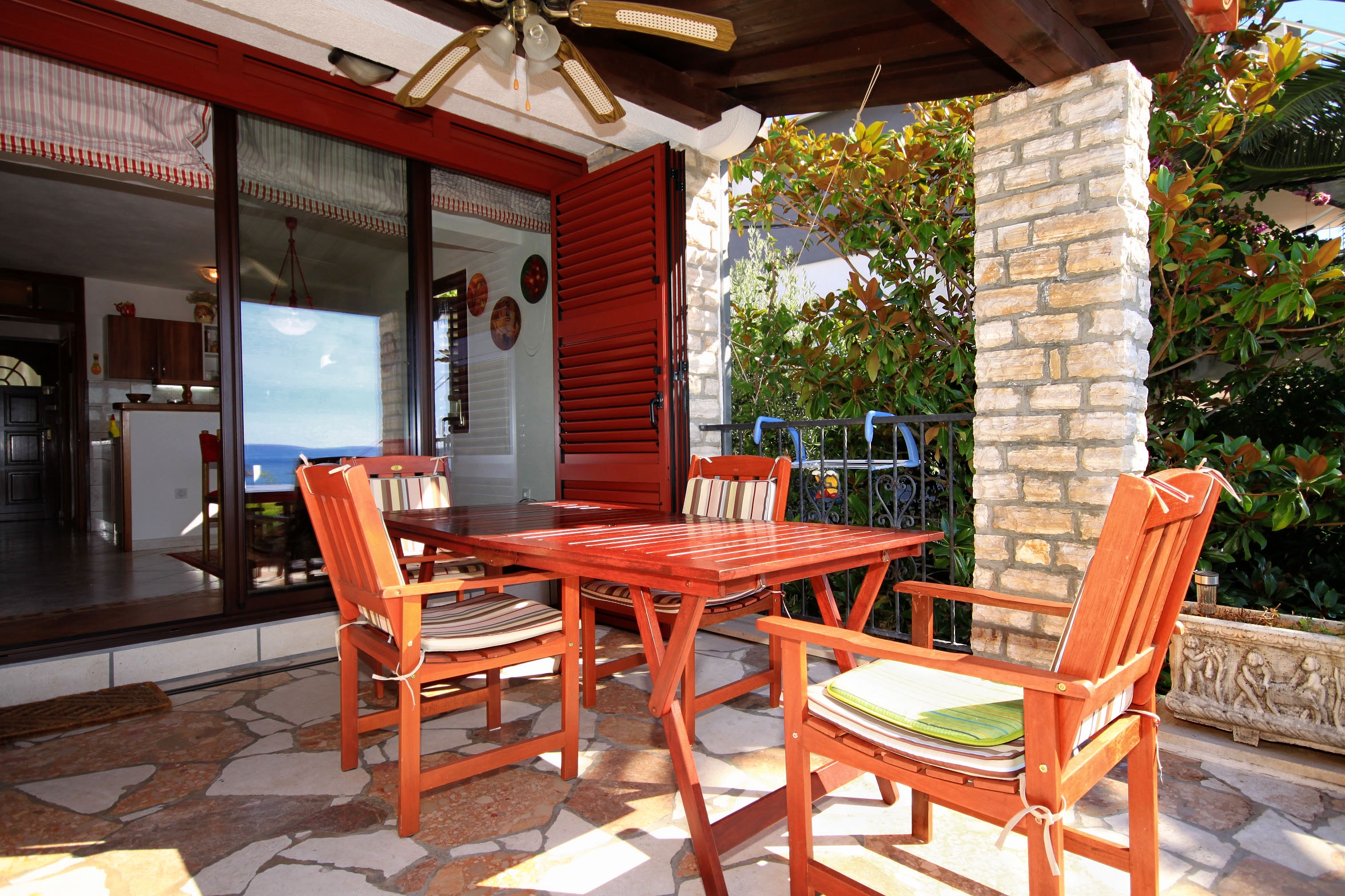 Three bedroom house with terrace and sea view Seget Vranjica, Trogir  K