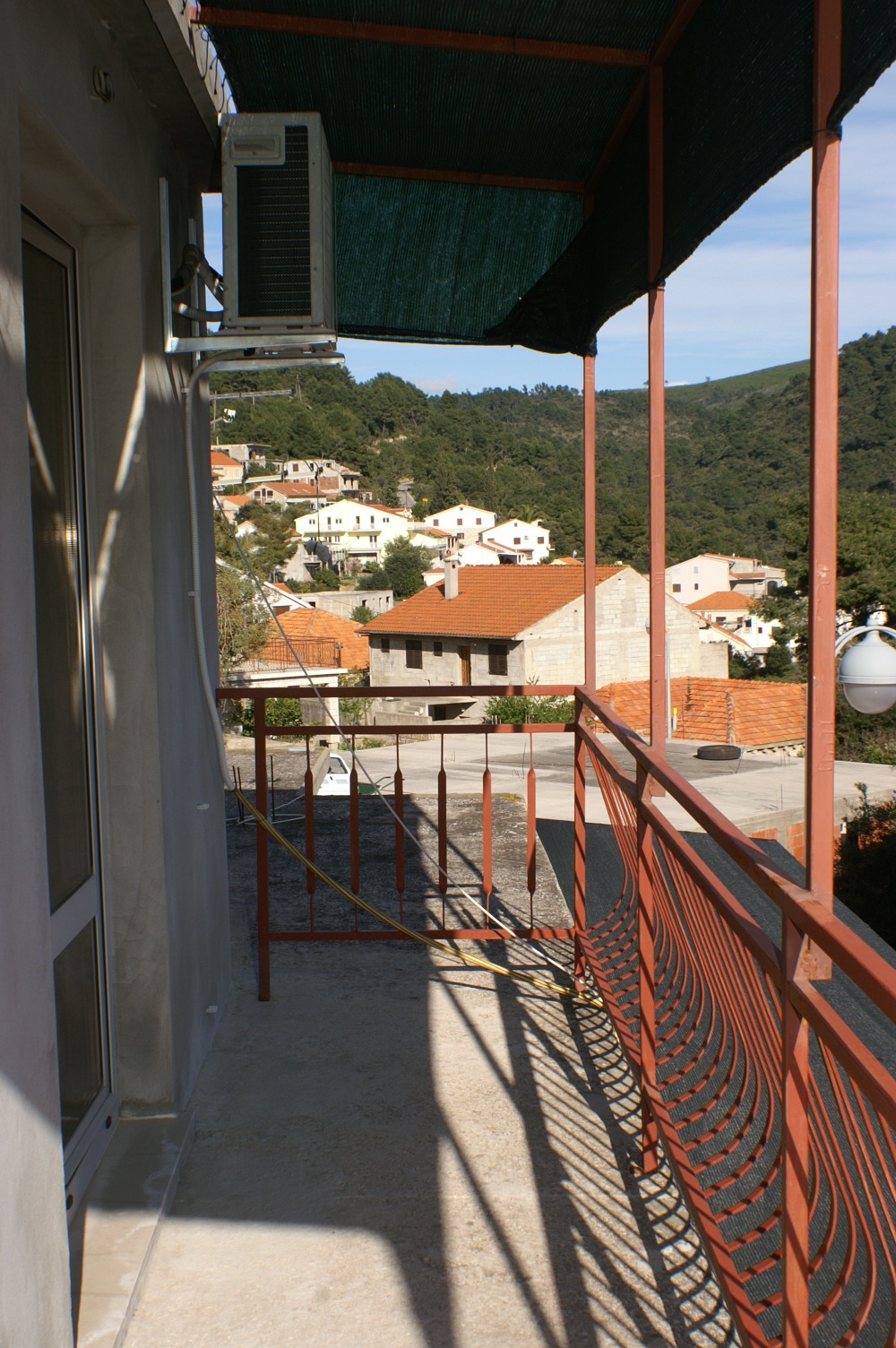 Three bedroom apartment with terrace and sea view Brna, Korčula  A-b