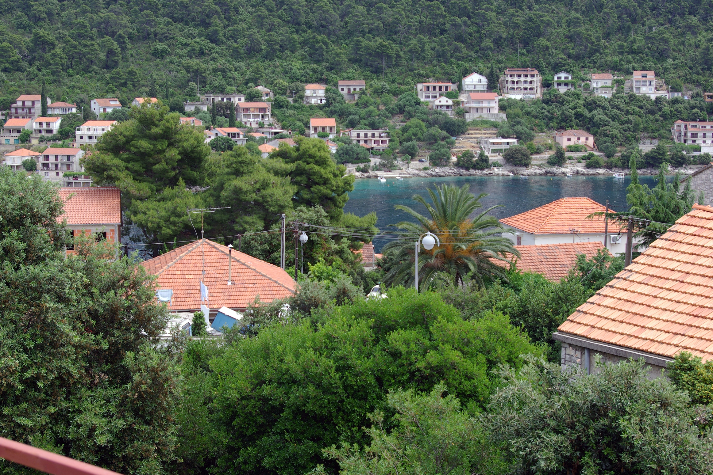 Three bedroom apartment with terrace and sea view Brna, Korčula  A-b