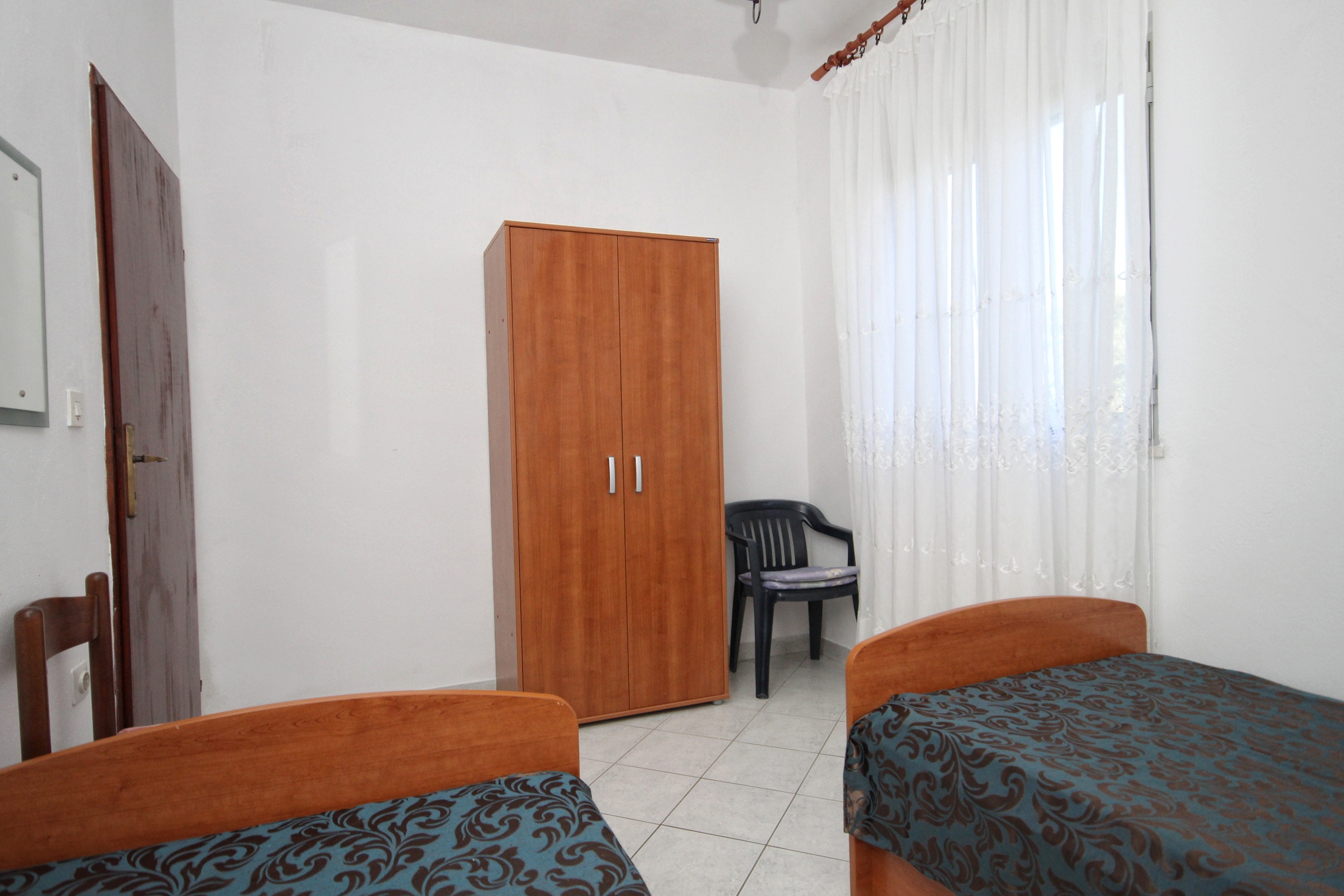 Three bedroom apartment near beach Tri Žala, Korčula  A-a
