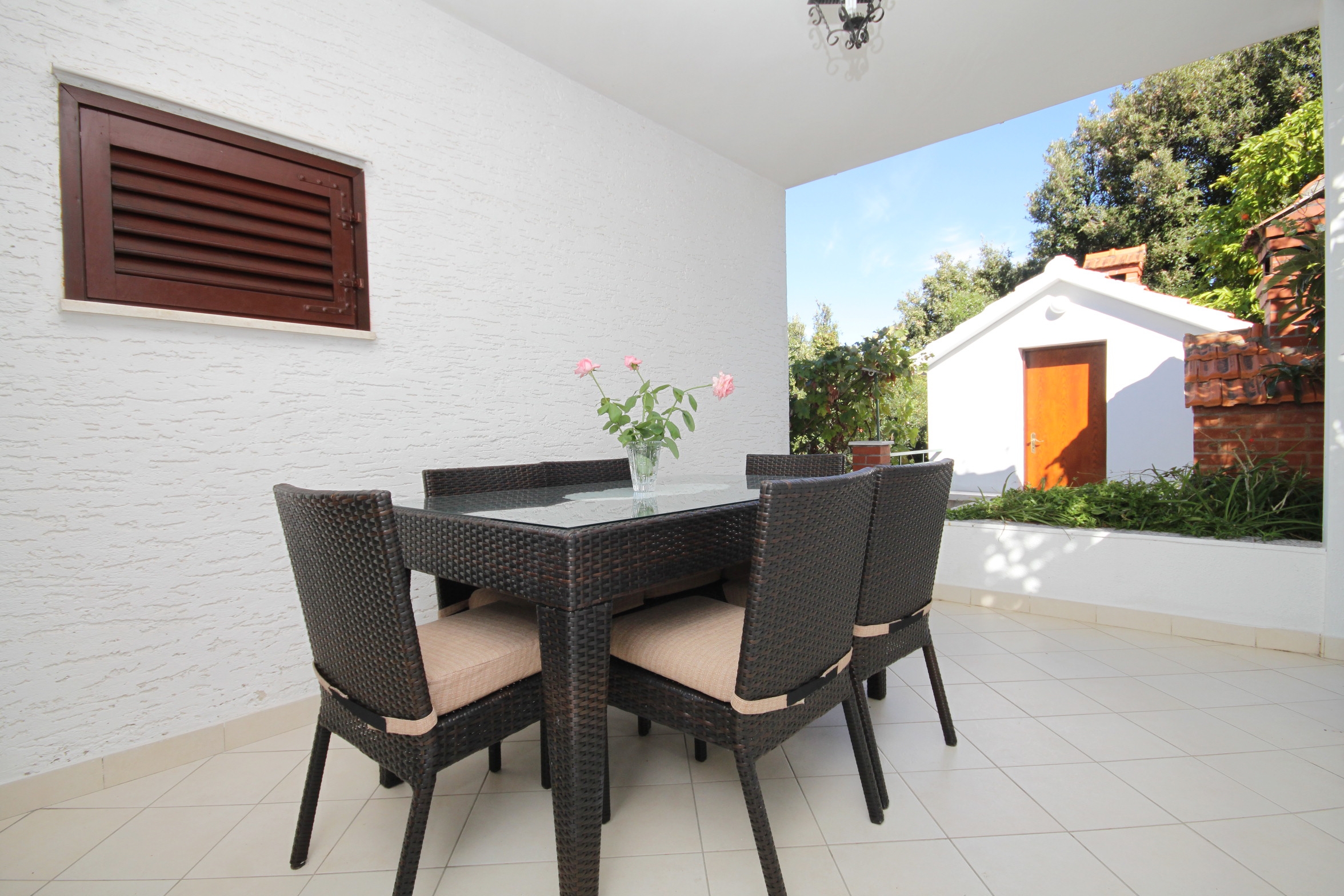 Three bedroom apartment near beach Tri Žala, Korčula  A-a