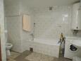 Badezimmer Korčula, Badezimmer in folgender Unterkunftsart house.
