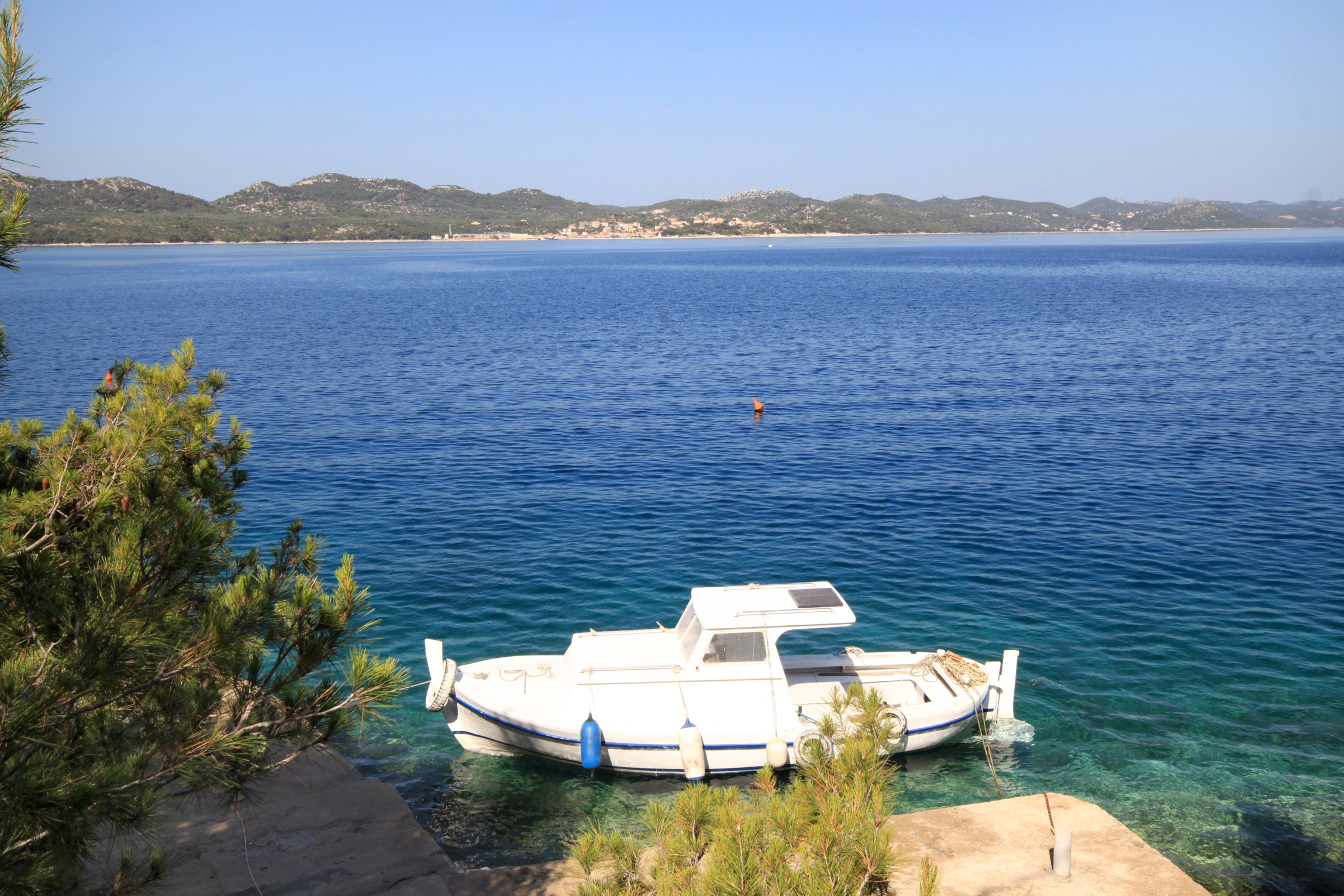 Two bedroom apartment near beach Lavdara, Dugi otok  A-a