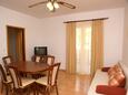 Lumbarda, Dining room in the apartment, air condition available.