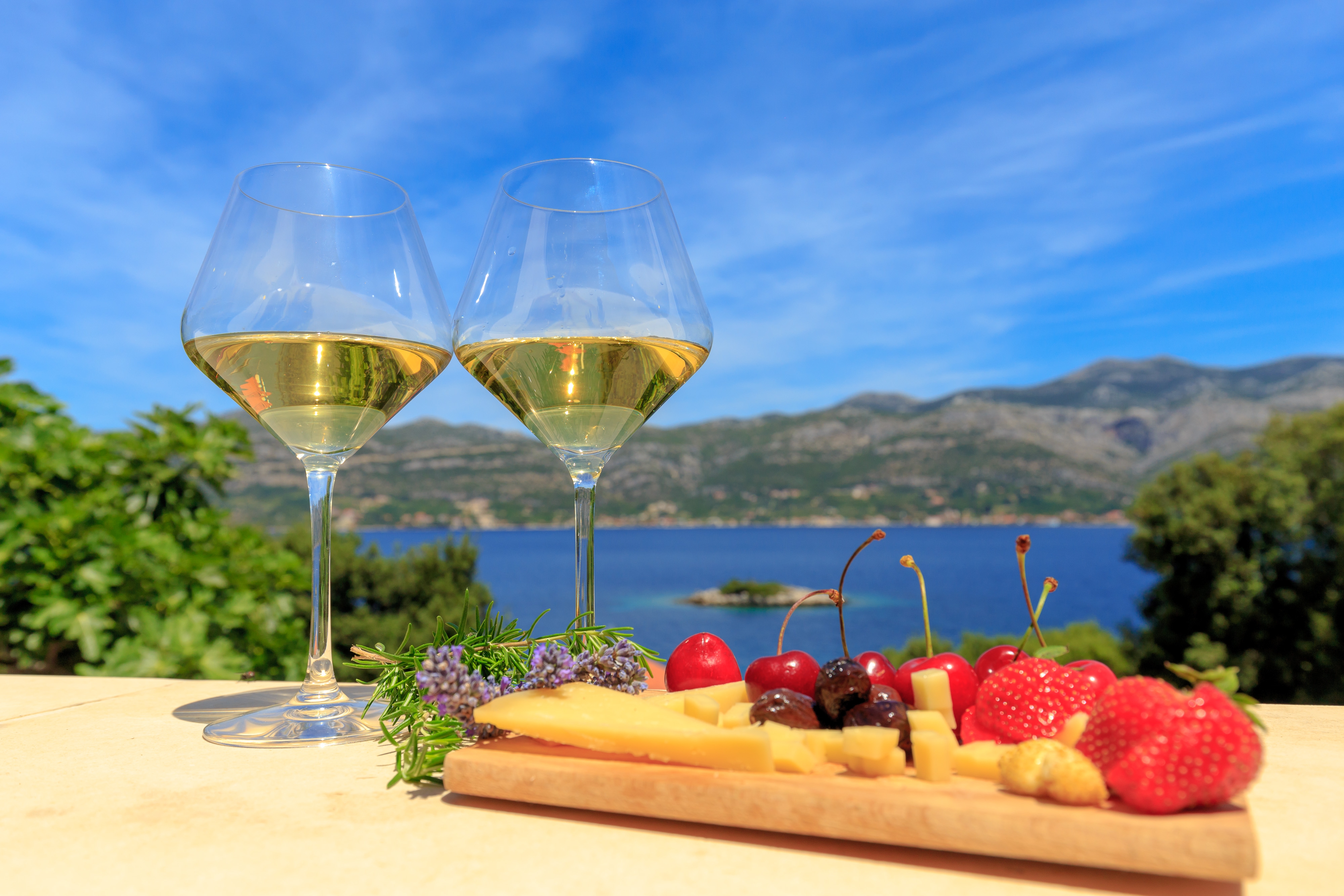 Two bedroom apartment with terrace and sea view Tri Žala, Korčula (A-4346-a) Two bedroom apartment with terrace and sea view Tri Žala, Korčula (A-4346-a)