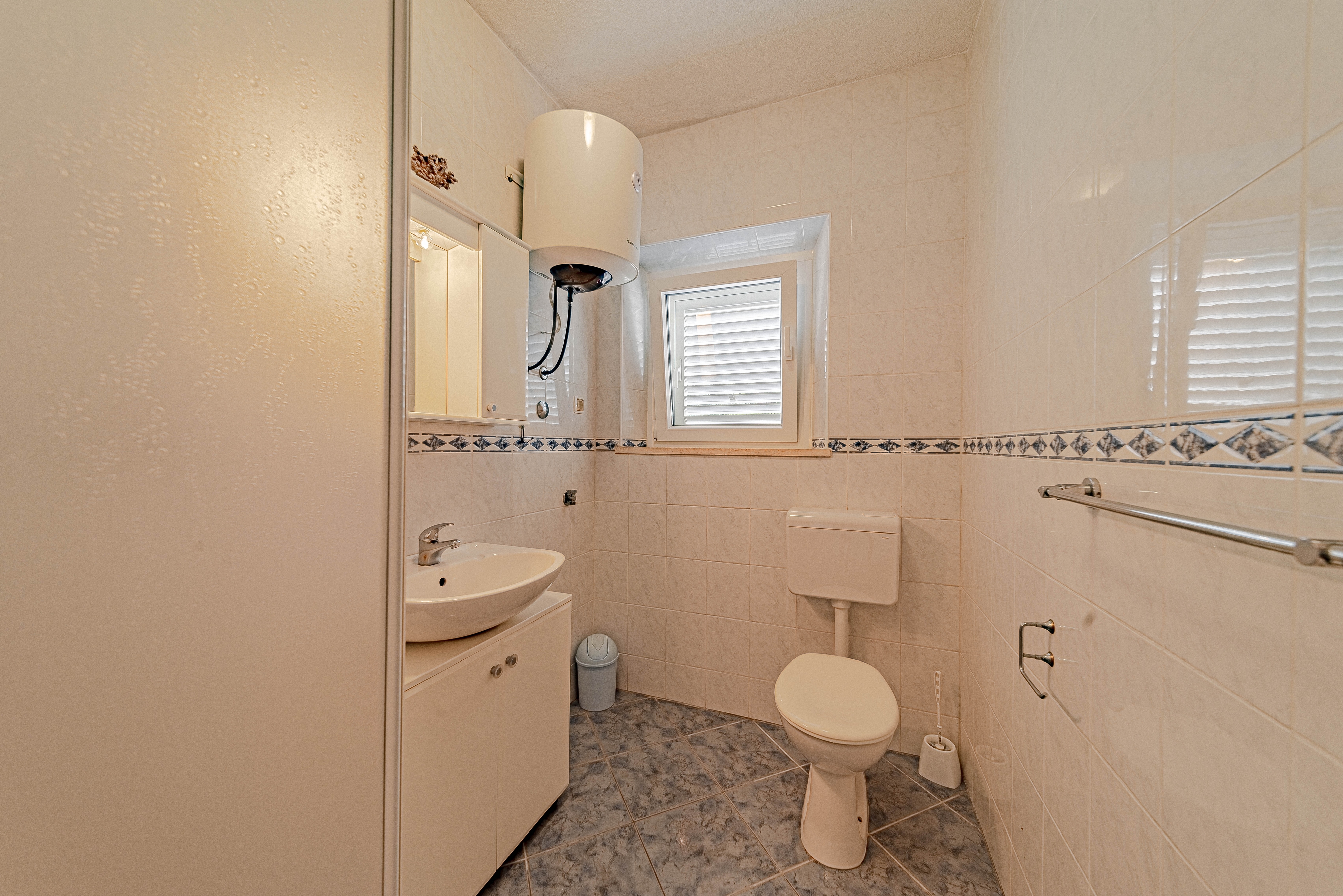 One bedroom apartment near beach Lumbarda, Korčula  A-a