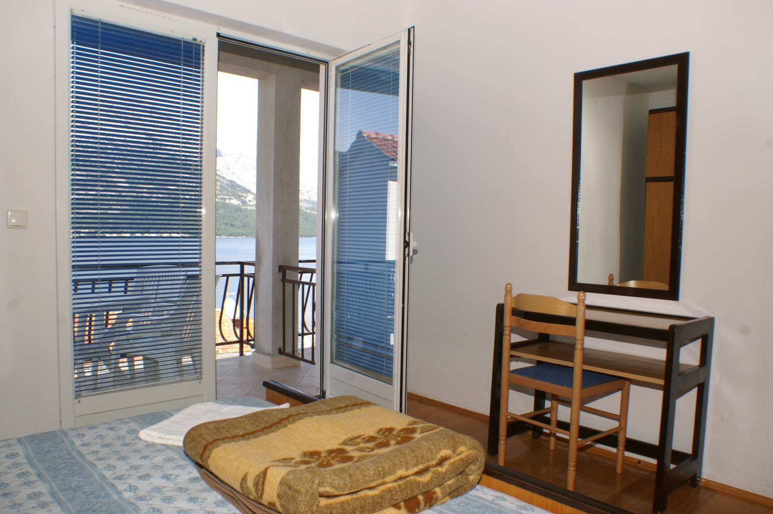 One bedroom apartment with terrace and sea view Korčula  A-a