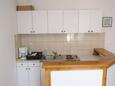 Korčula, Kitchen in the apartment, (pet friendly) and WiFi.