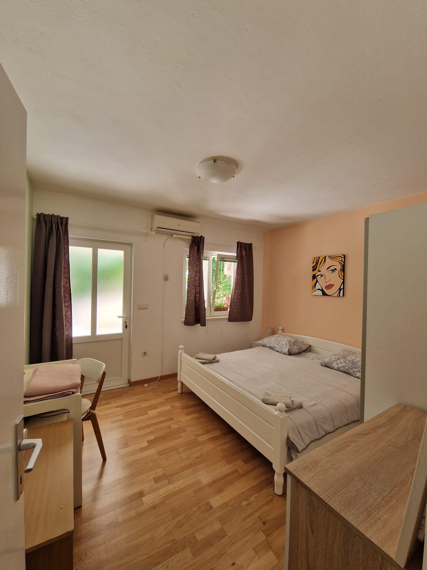 Two bedroom apartment with terrace and sea view Korčula  A-e