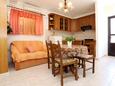 Dining room Lumbarda, Dining room in the apartment, air condition available, (pet friendly) and WiFi.