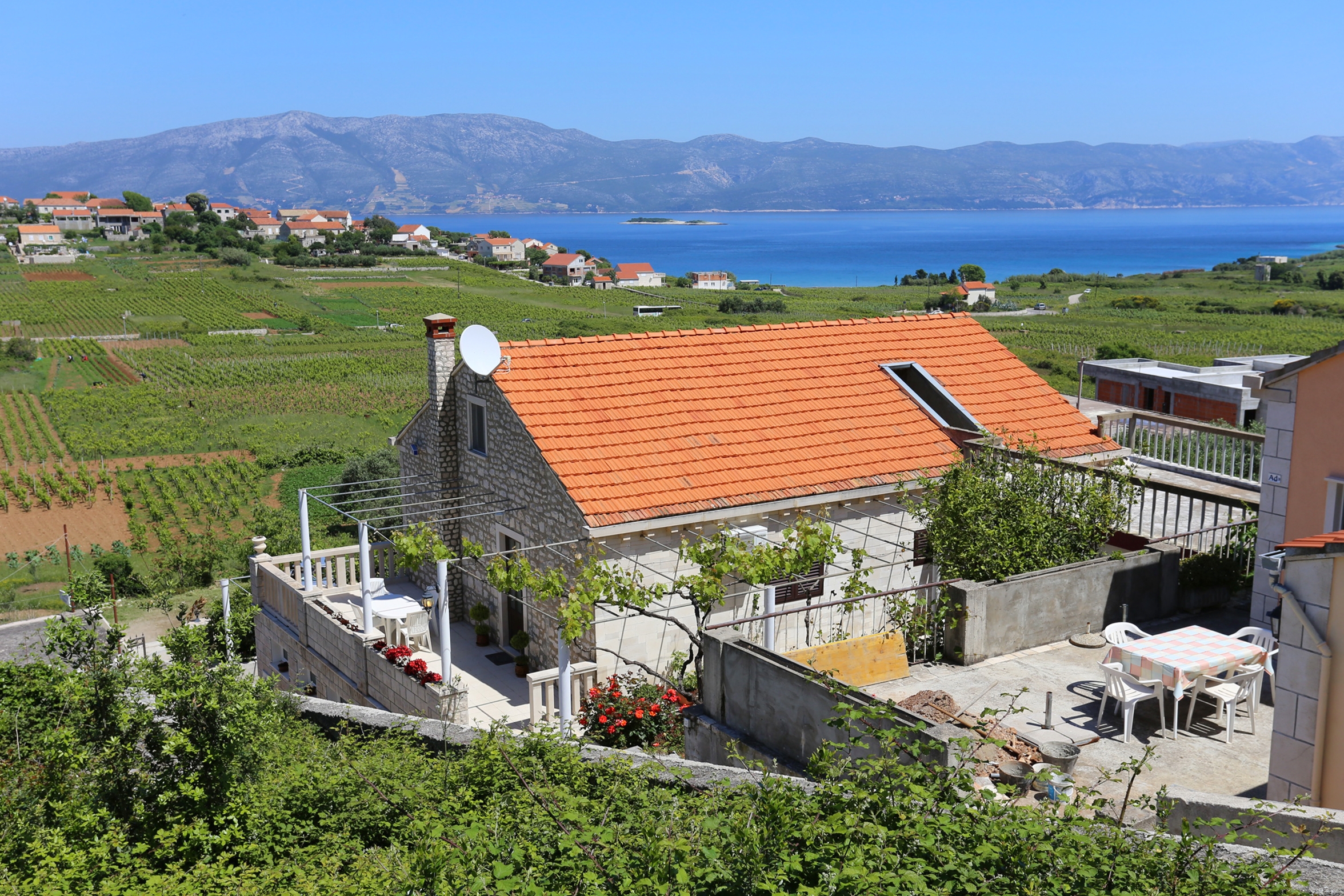 Dvosobni apartman s terasom i pogledom na more Lumbarda, Korčula  A-a