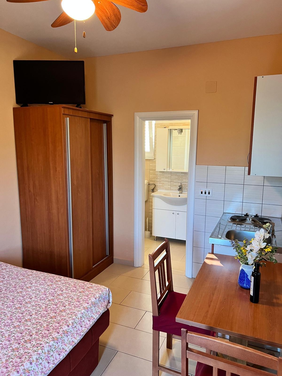 Studio flat with terrace Veli Rat, Dugi otok (AS-436-a) Studio flat with terrace Veli Rat, Dugi otok (AS-436-a)