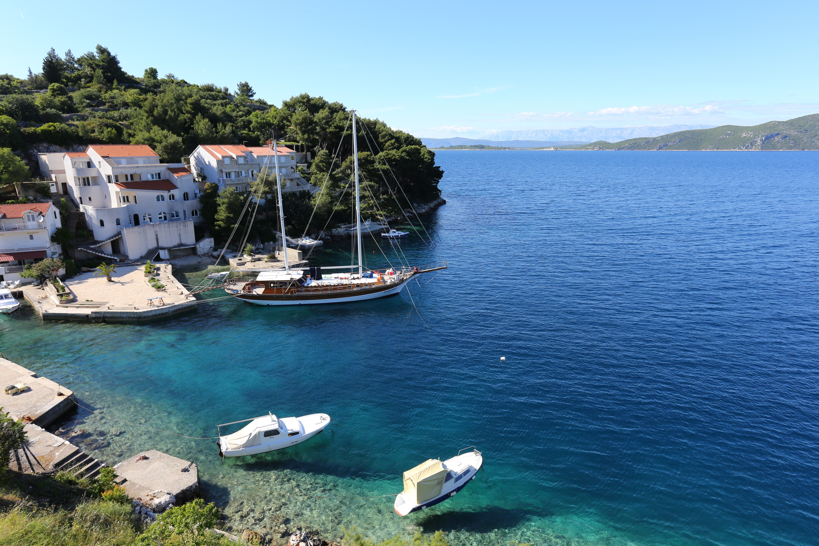 One bedroom apartment near beach Račišće, Korčula  A-a