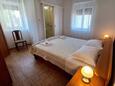 Veli Rat, Bedroom in the apartment, air condition available and WiFi.