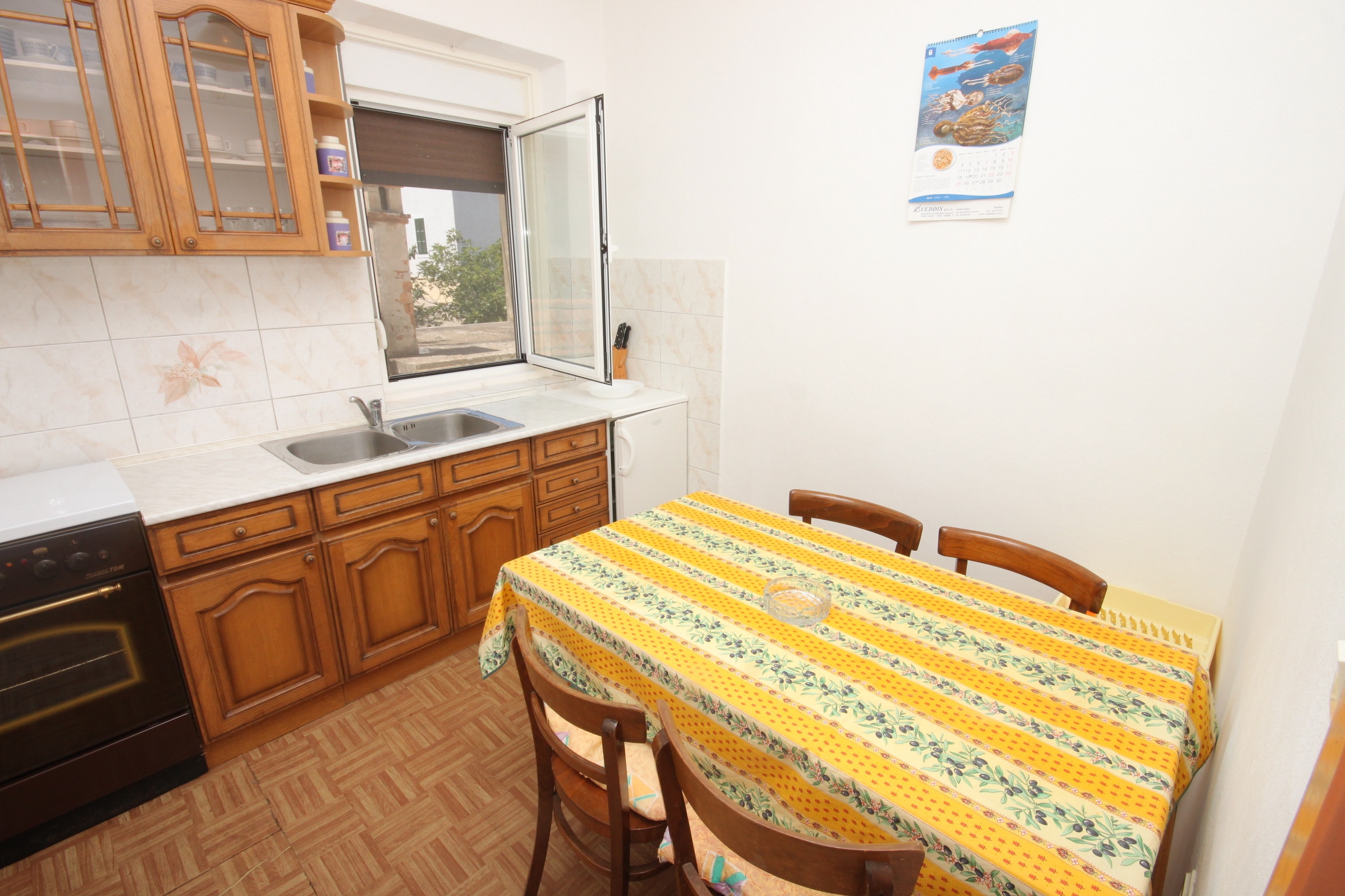 Two bedroom apartment near beach Veli Rat, Dugi otok (A-437-b)