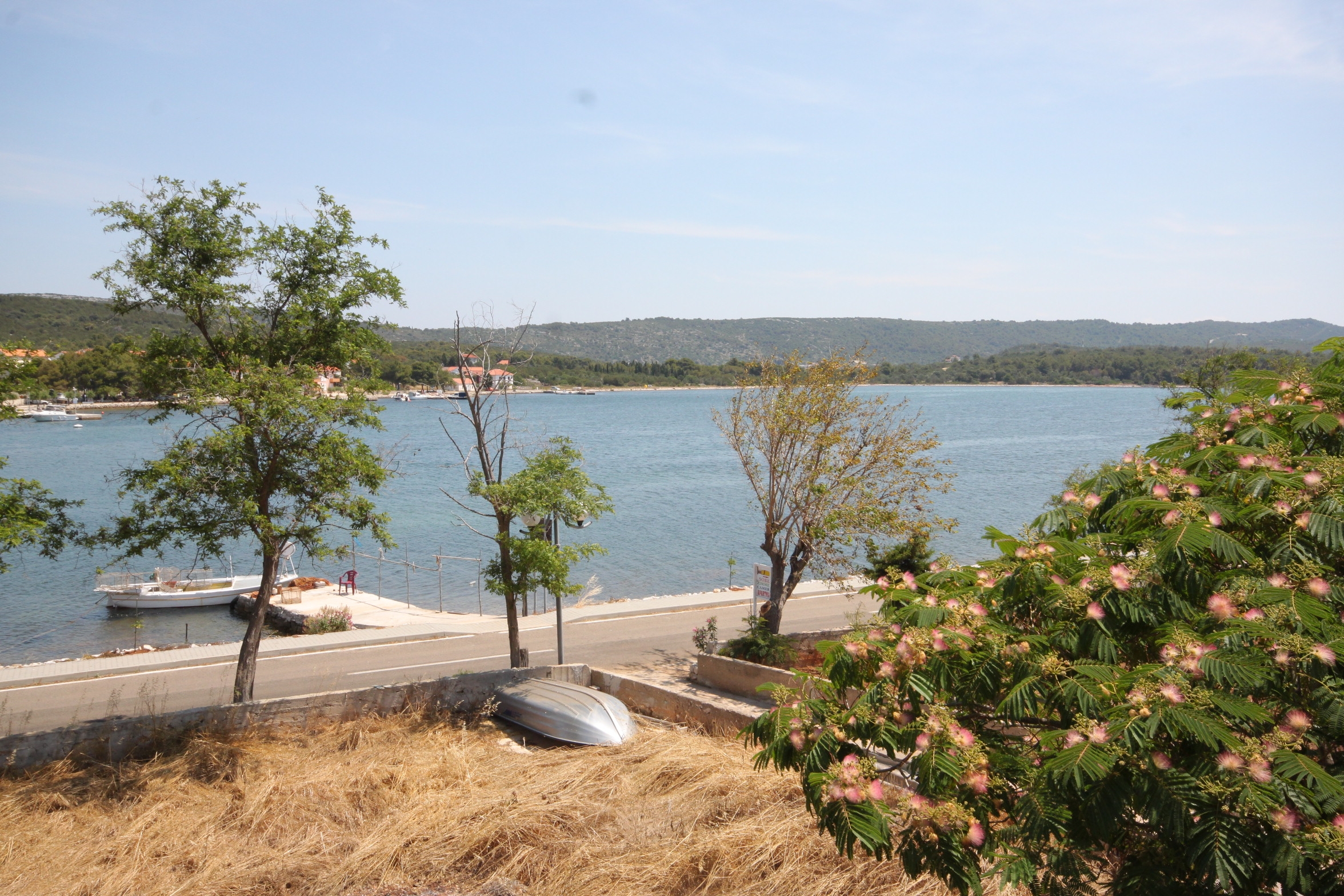 Two bedroom apartment near beach Veli Rat, Dugi otok  A-b