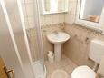 Bathroom 2 Lumbarda, Bathroom 2 in the apartment, WiFi.