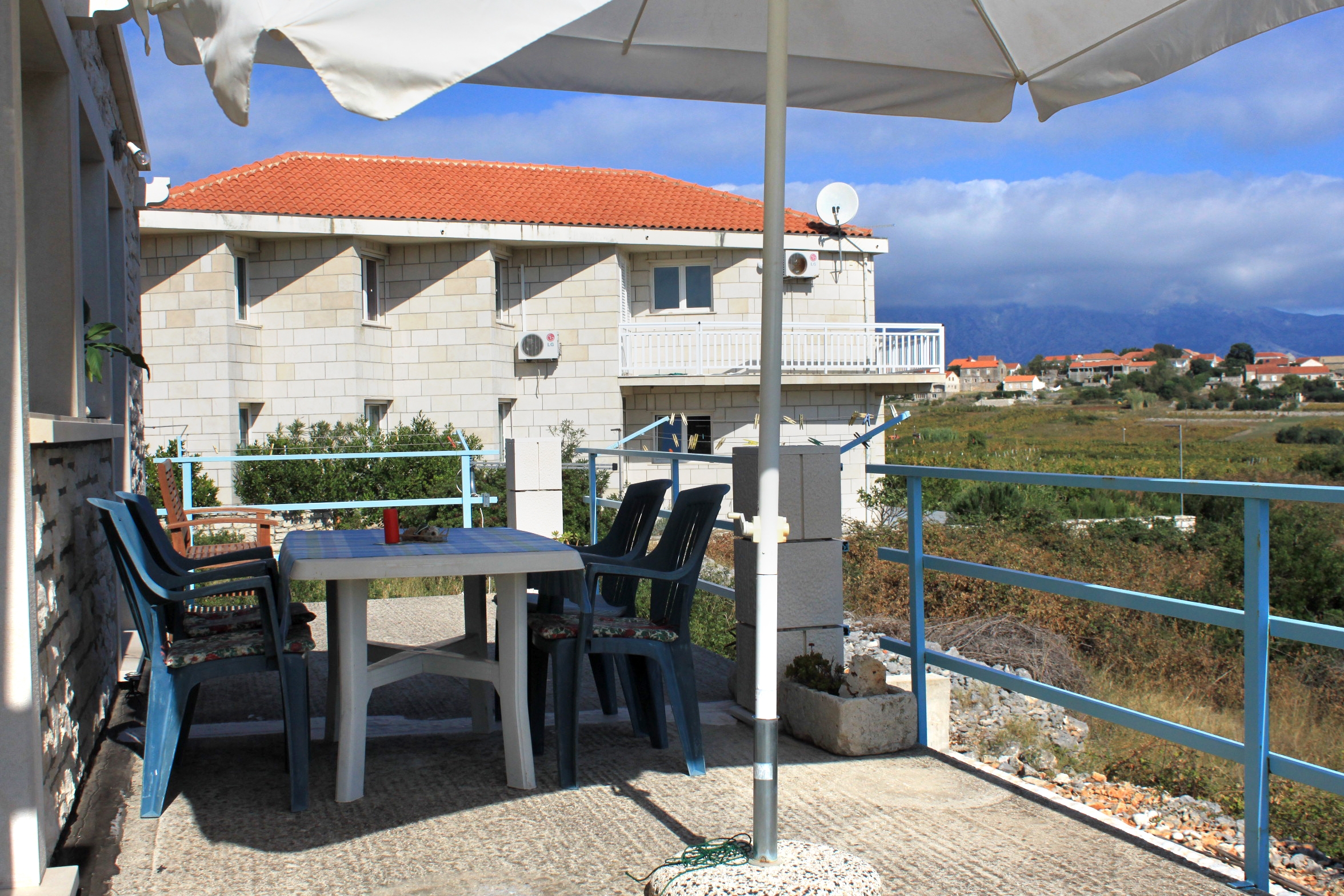 Two bedroom apartment with terrace and sea view Lumbarda, Korčula  A-a