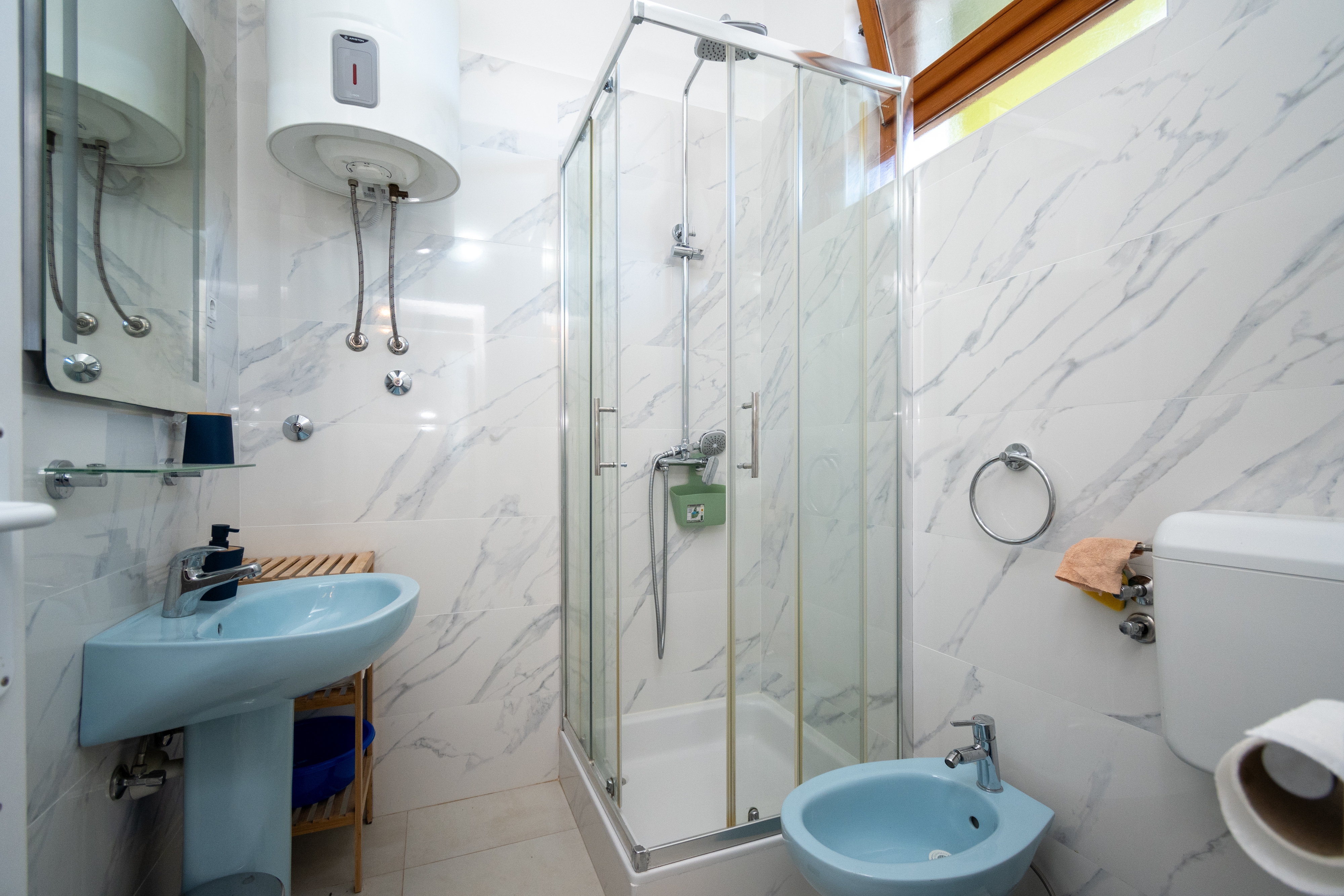 Two bedroom apartment near beach Veli Rat, Dugi otok  A-a