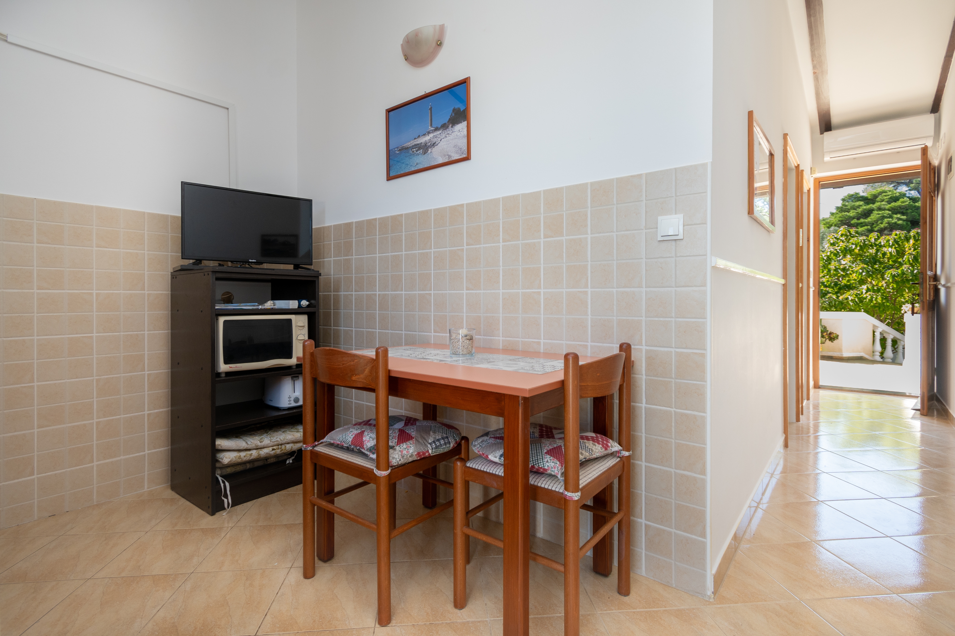 One bedroom apartment near beach Veli Rat, Dugi otok (A-438-b) One bedroom apartment near beach Veli Rat, Dugi otok (A-438-b)