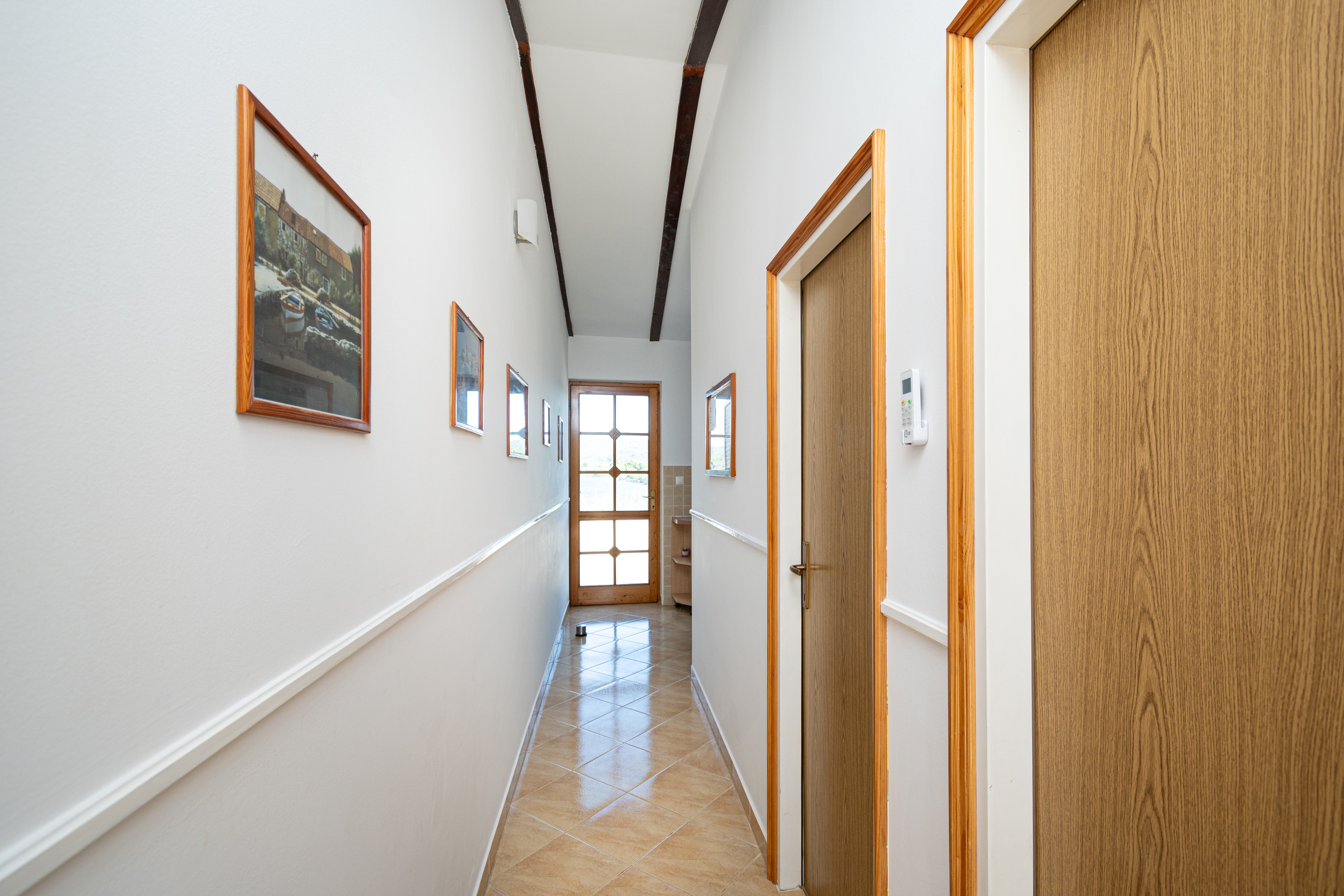 One bedroom apartment near beach Veli Rat, Dugi otok  A-b