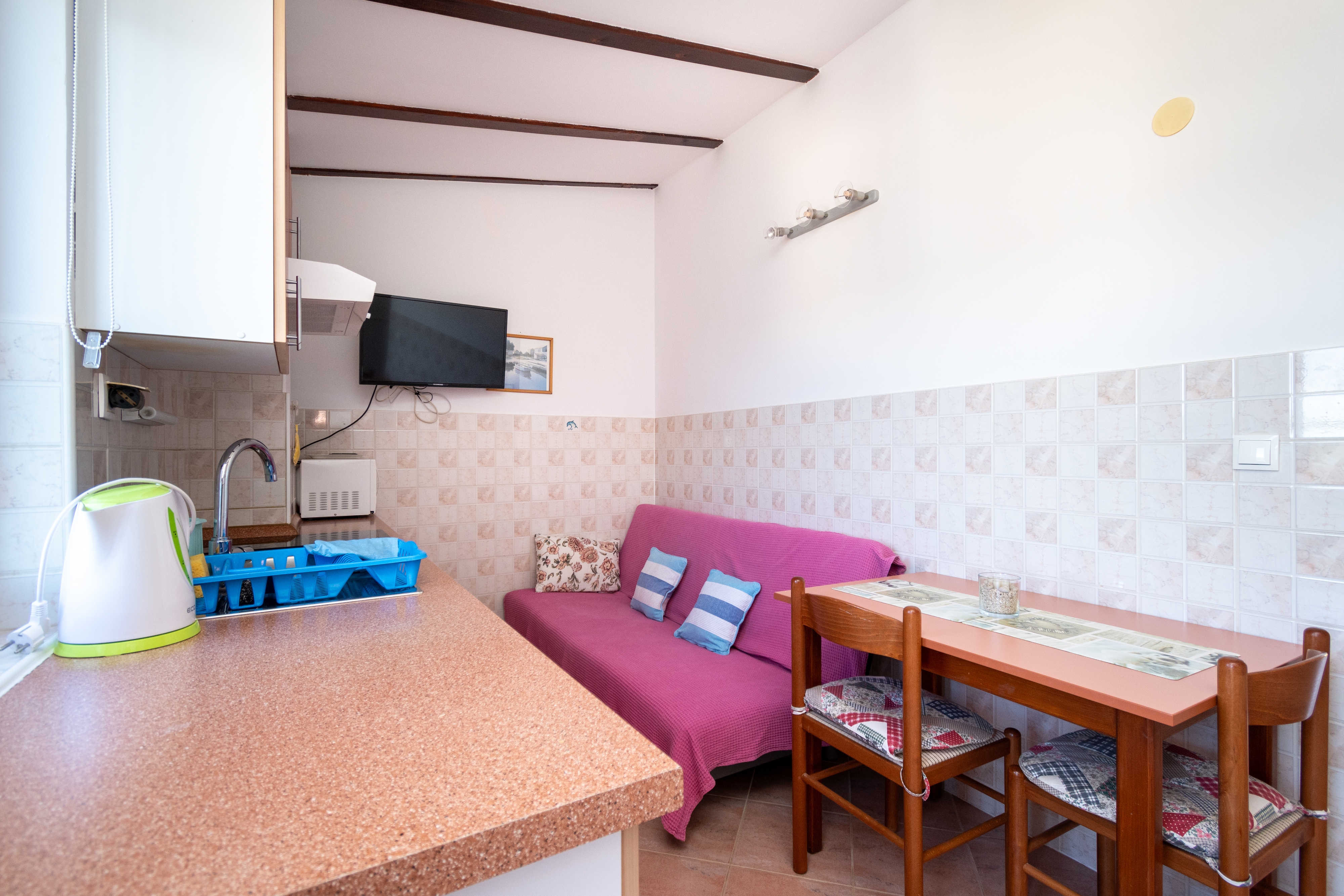 One bedroom apartment near beach Veli Rat, Dugi otok (A-438-c) One bedroom apartment near beach Veli Rat, Dugi otok (A-438-c)