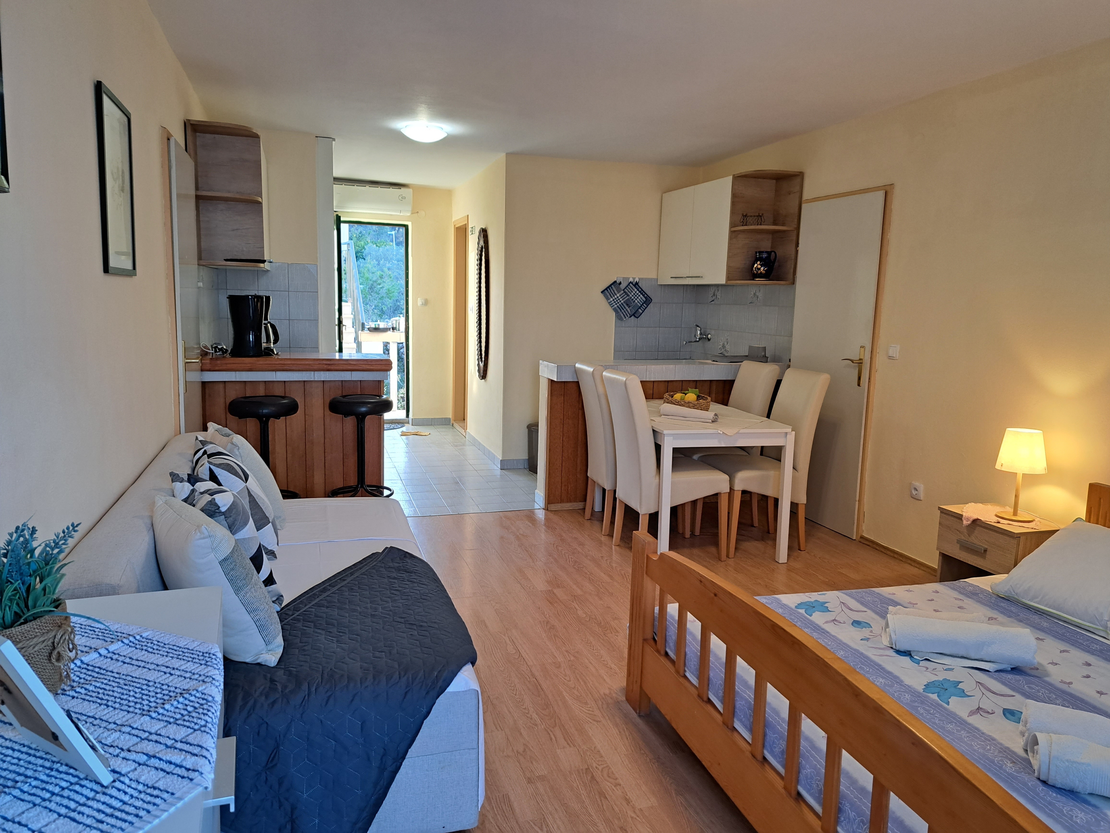 Studio flat near beach Lumbarda, Korčula (AS-4385-b)