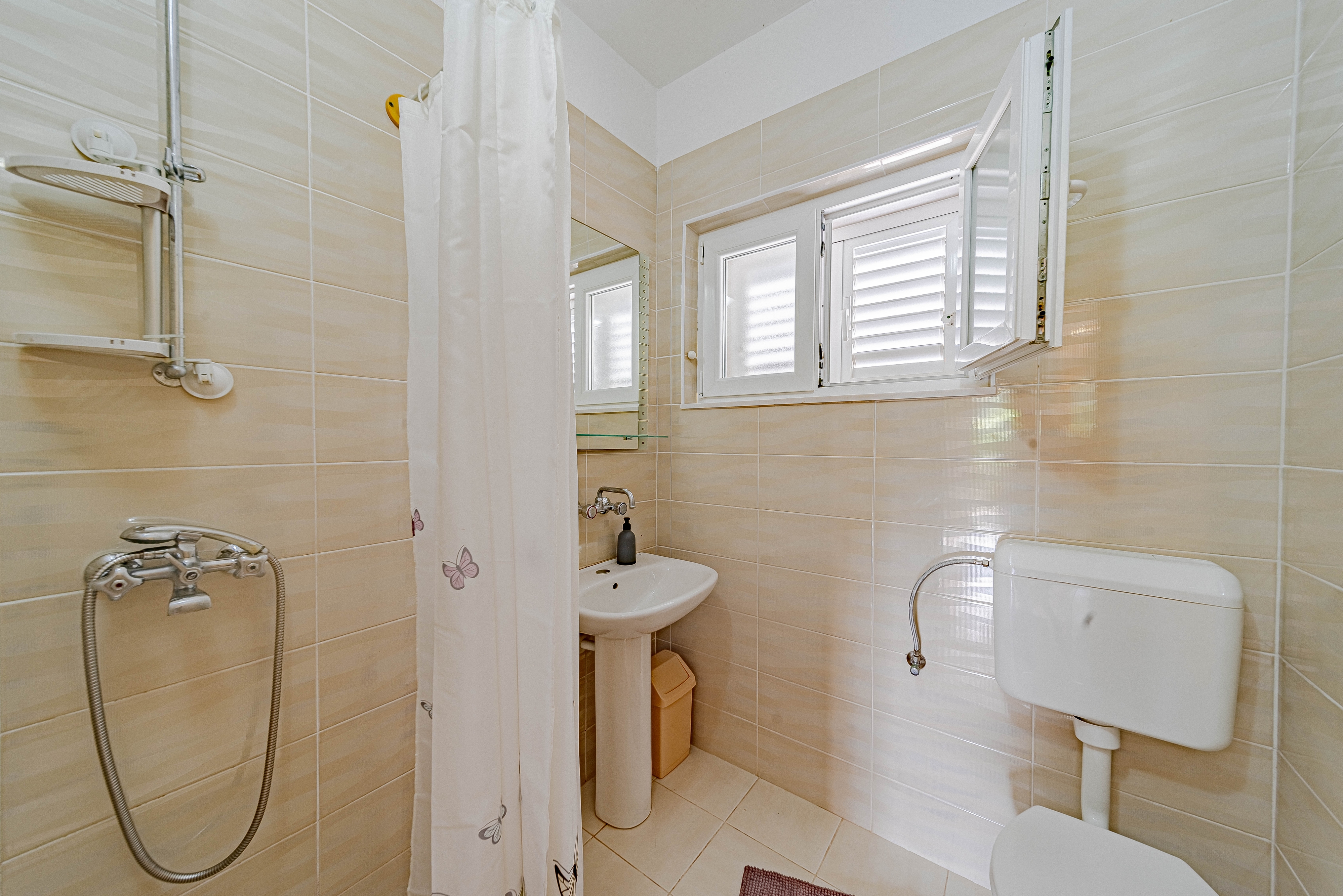Four bedroom house near beach Cove Rasohatica, Korčula  K