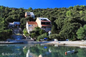 Property Uvala Vrbovica, Korčula, Property 4390 - Apartments near sea with pebble beach.