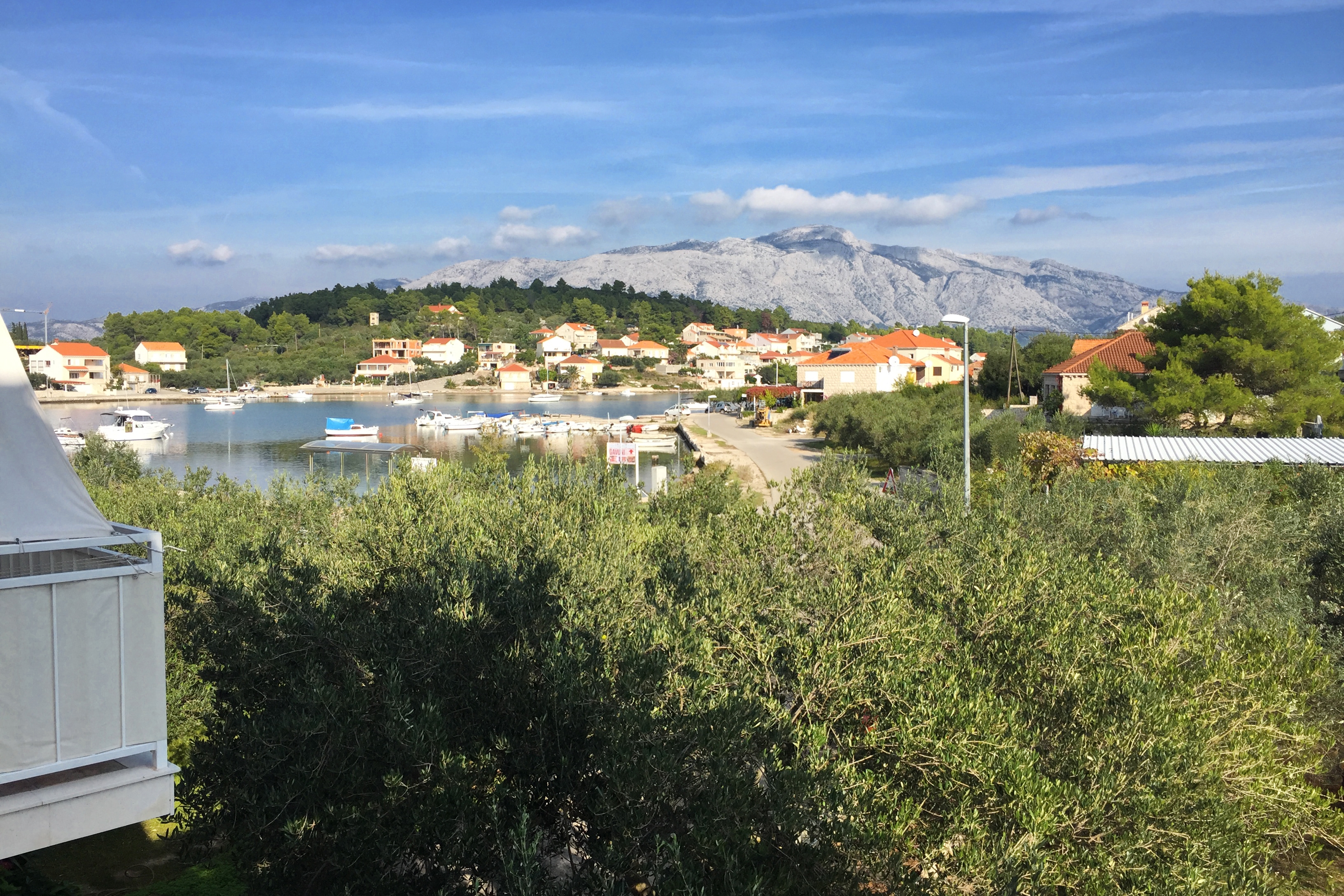 One bedroom apartment with terrace and sea view Lumbarda, Korčula  A-b