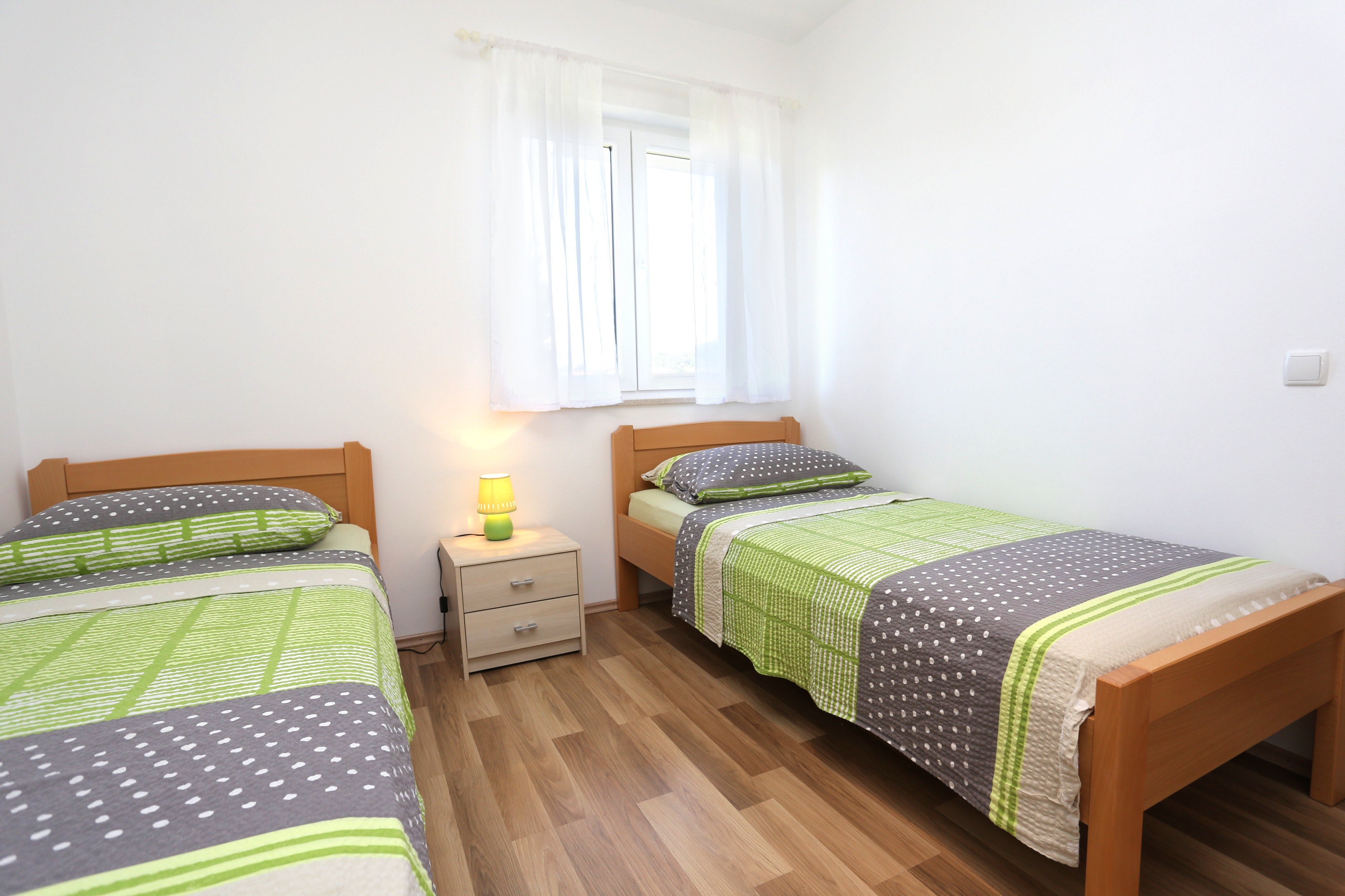Two bedroom apartment with terrace and sea view Lumbarda, Korčula  A-e