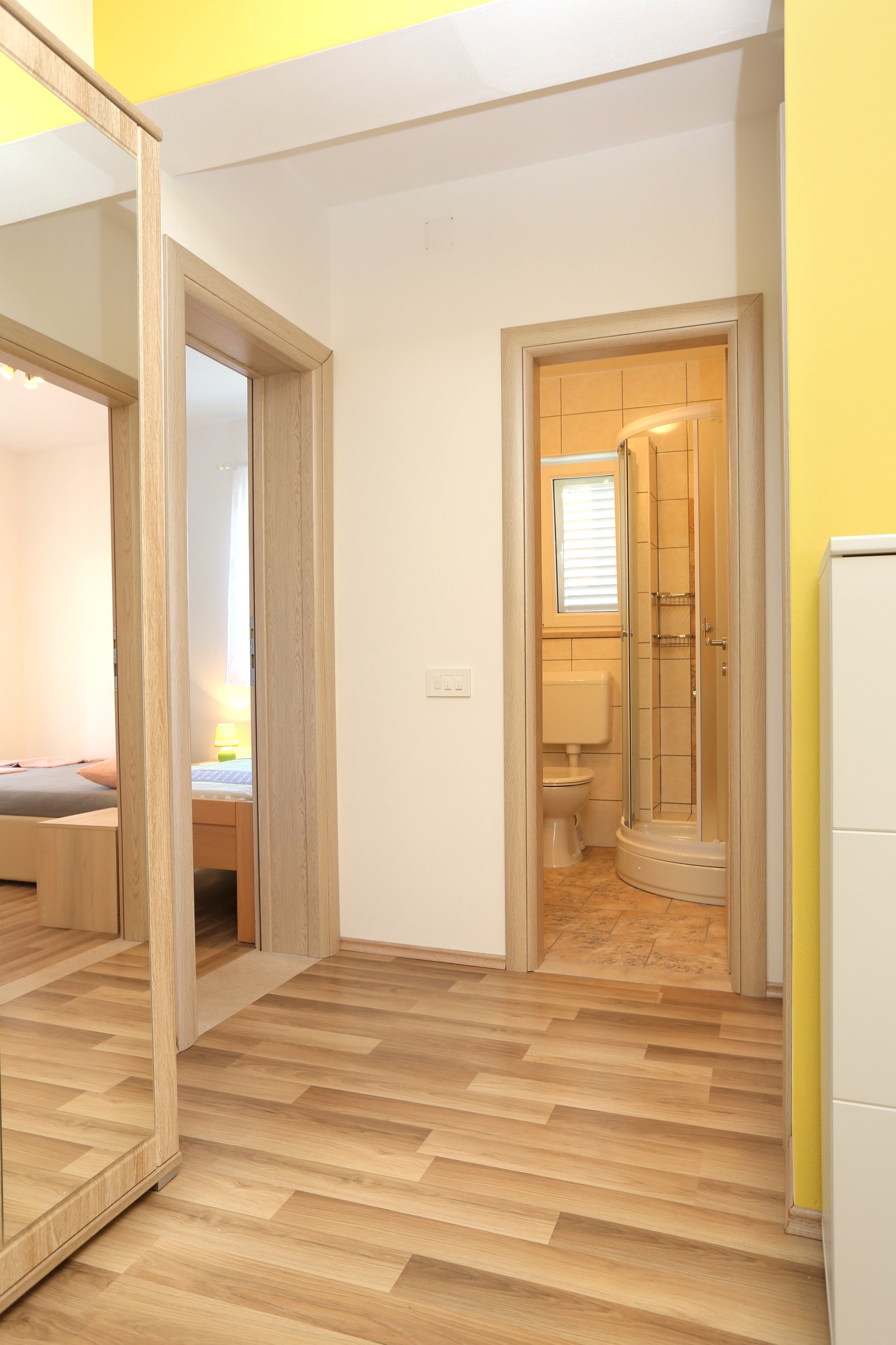 Two bedroom apartment with terrace and sea view Lumbarda, Korčula  A-e