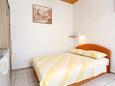 Schlafzimmer Lumbarda, Schlafzimmer in folgender Unterkunftsart studio-apartment, Klimaanlage vorhanden, Haustiere erlaubt und WiFi.
