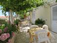 Shared terrace Lumbarda, Shared terrace in the studio-apartment, s pogledom na more, dopusteni kucni ljubimci i WIFI.