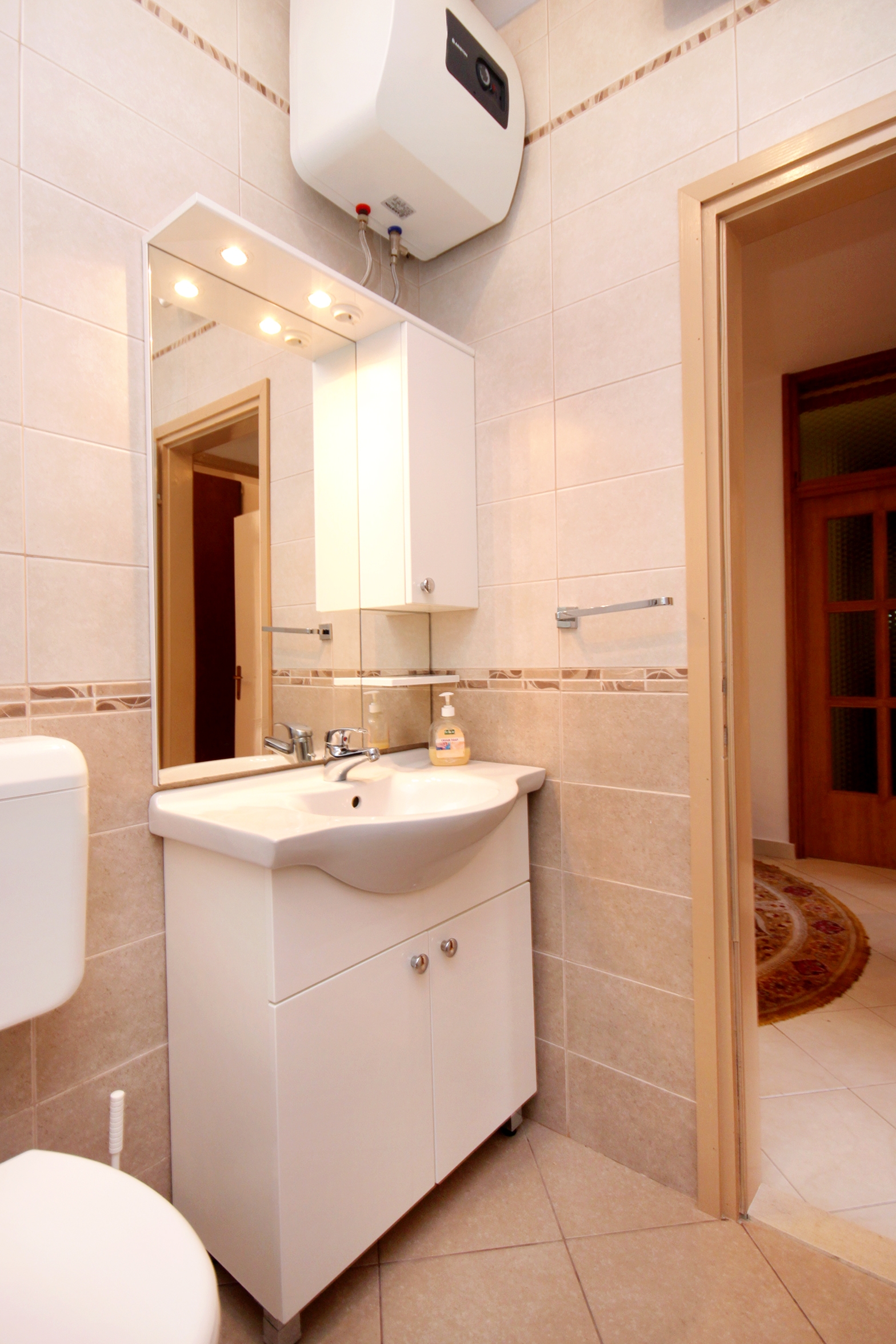 Two bedroom apartment near beach Lumbarda, Korčula  A-a