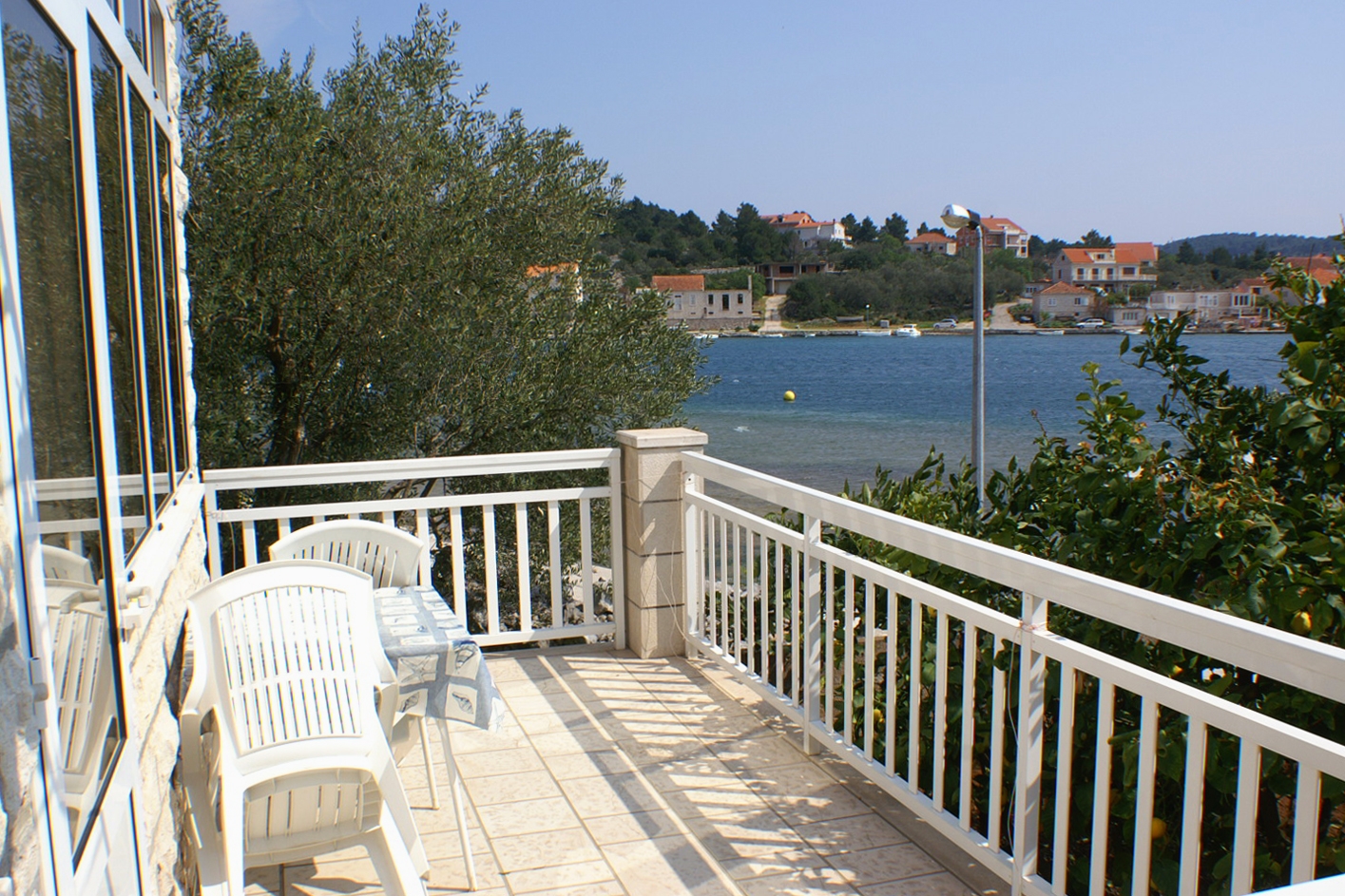 One bedroom apartment near beach Lumbarda, Korčula (A-4401-b)