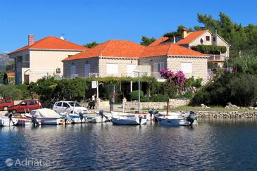 Property Lumbarda, Korčula, Property 4403 - Apartments and Rooms near sea with pebble beach.