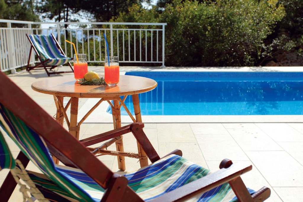 Two bedroom apartment with terrace and sea view Lumbarda, Korčula (A-4404-a)