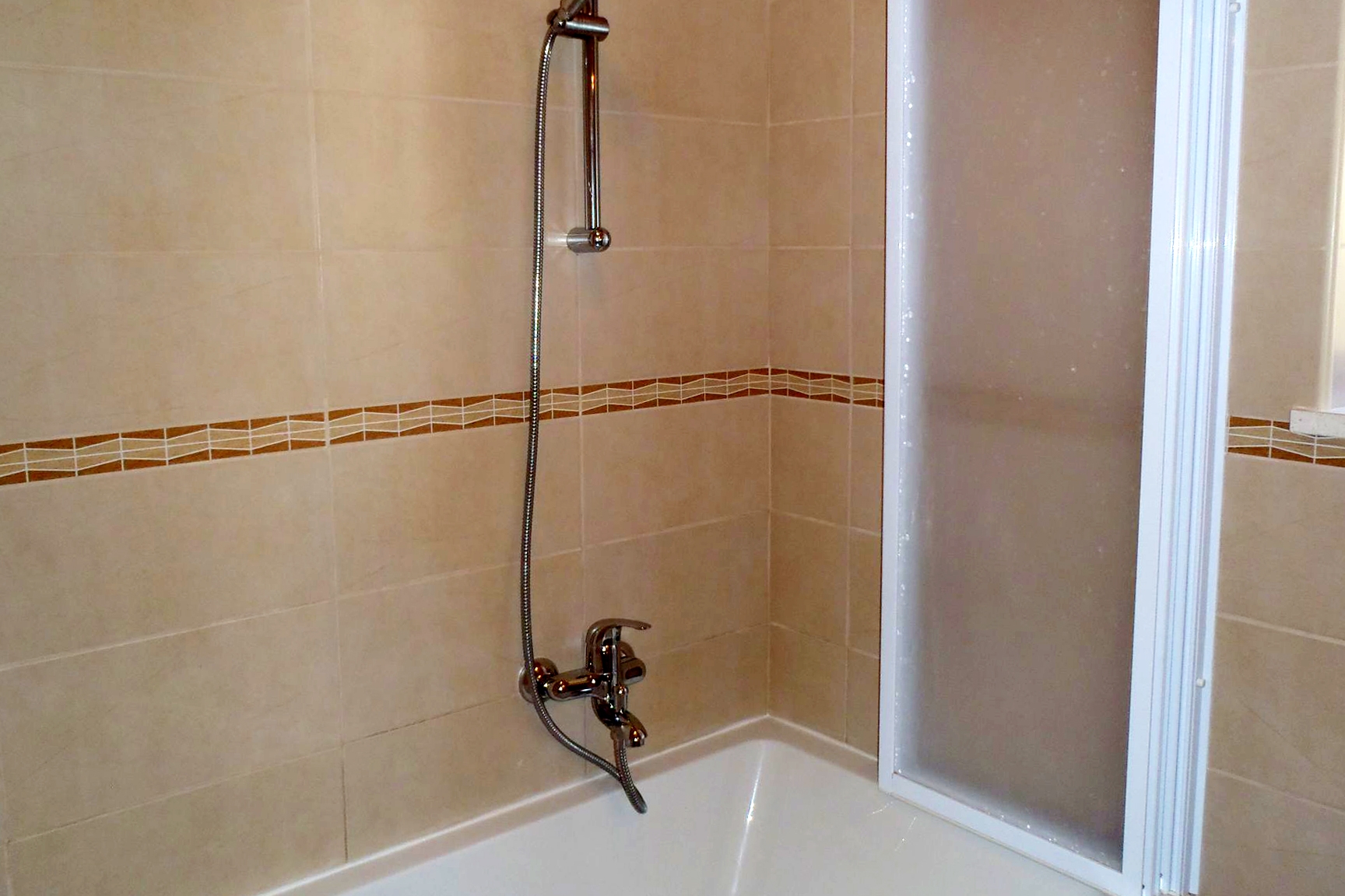 Three bedroom apartment near beach Korčula  A-a