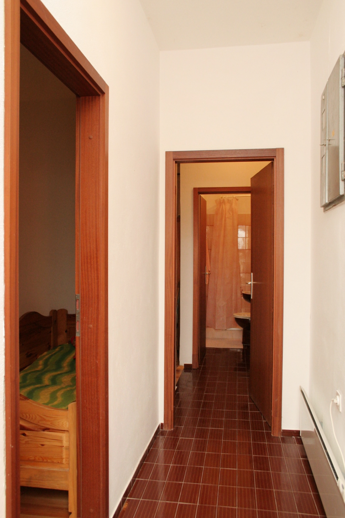 Three bedroom apartment near beach Korčula  A-a