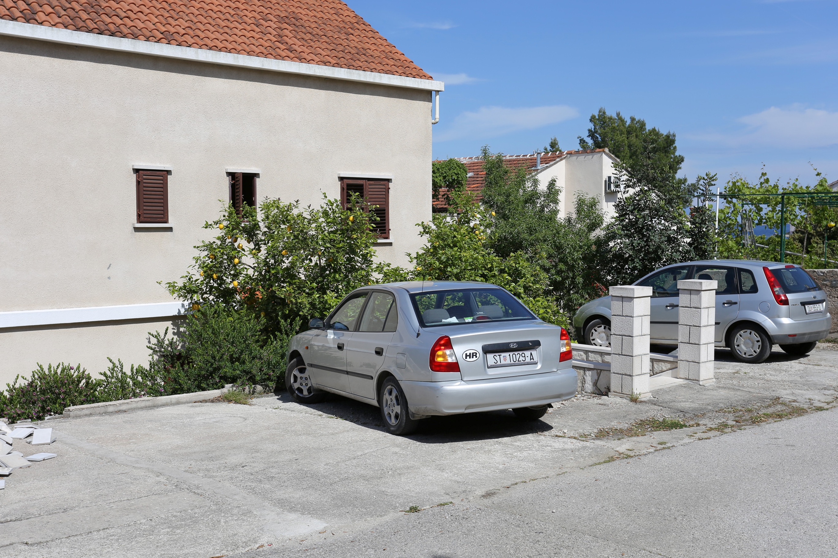 Three bedroom apartment near beach Korčula  A-a
