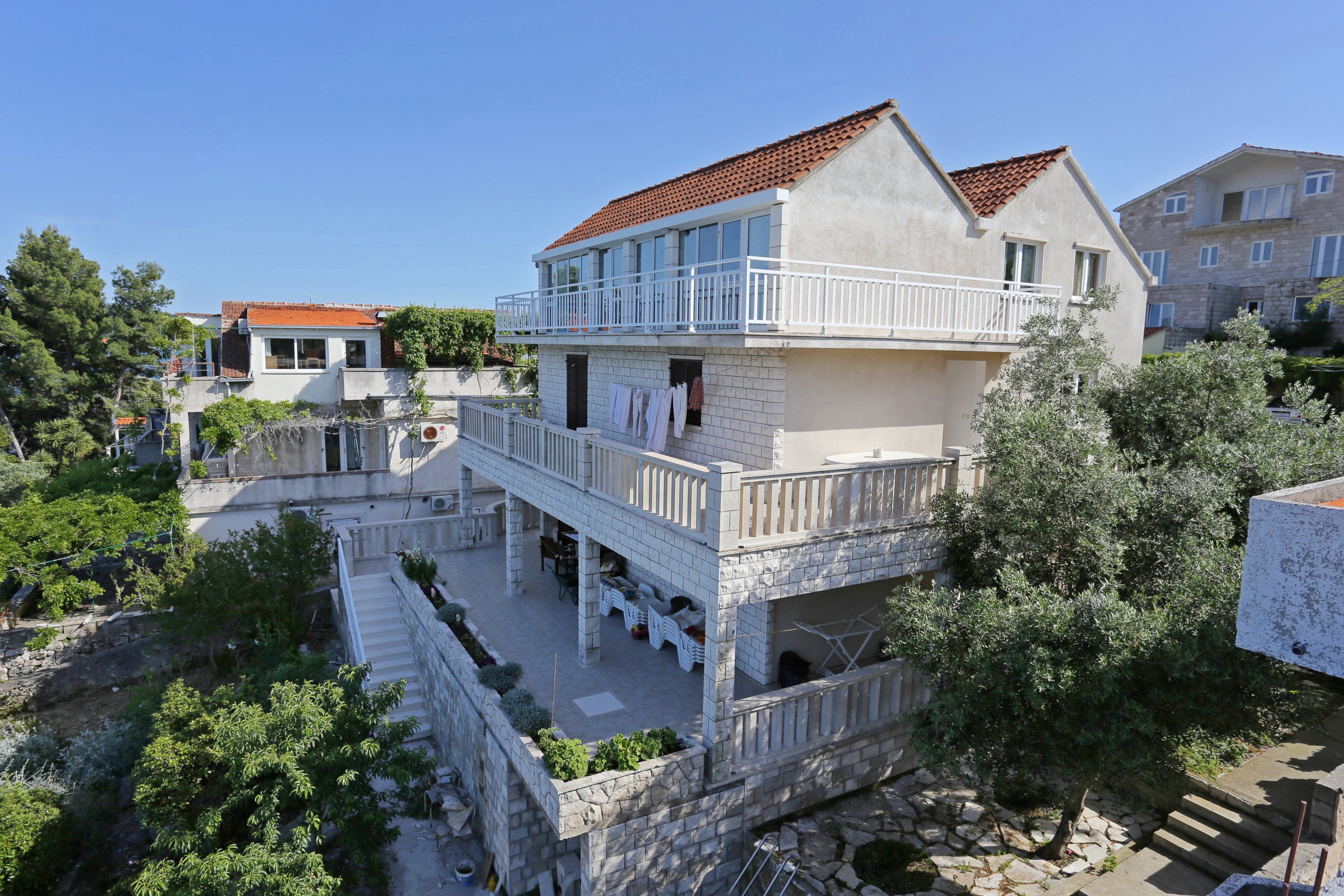 Three bedroom apartment near beach Korčula  A-a