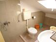Ванная комната 1 Lumbarda, Ванная комната 1 в размещении типа apartment, Домашние животные допускаются и WiFi.