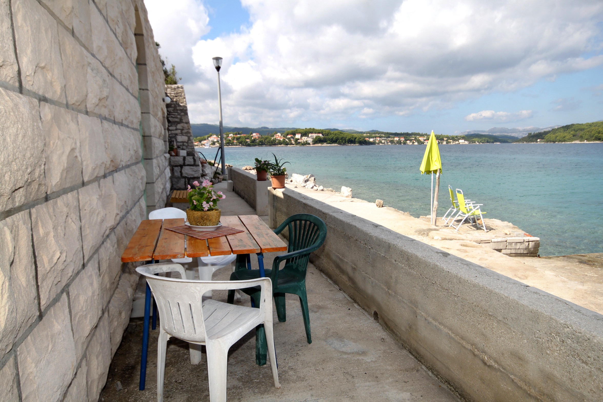 Three bedroom house near beach Lumbarda, Korčula  K