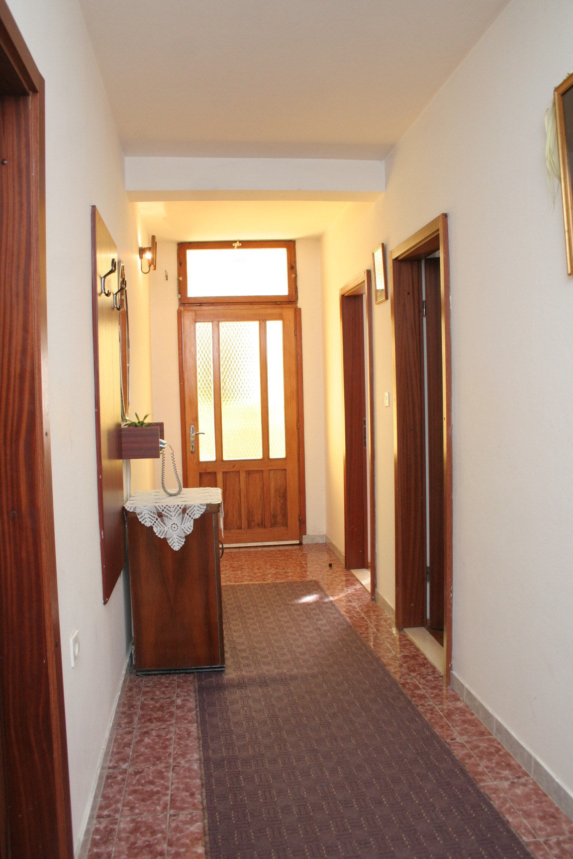 Three bedroom apartment with terrace Žrnovska Banja, Korčula  A-a