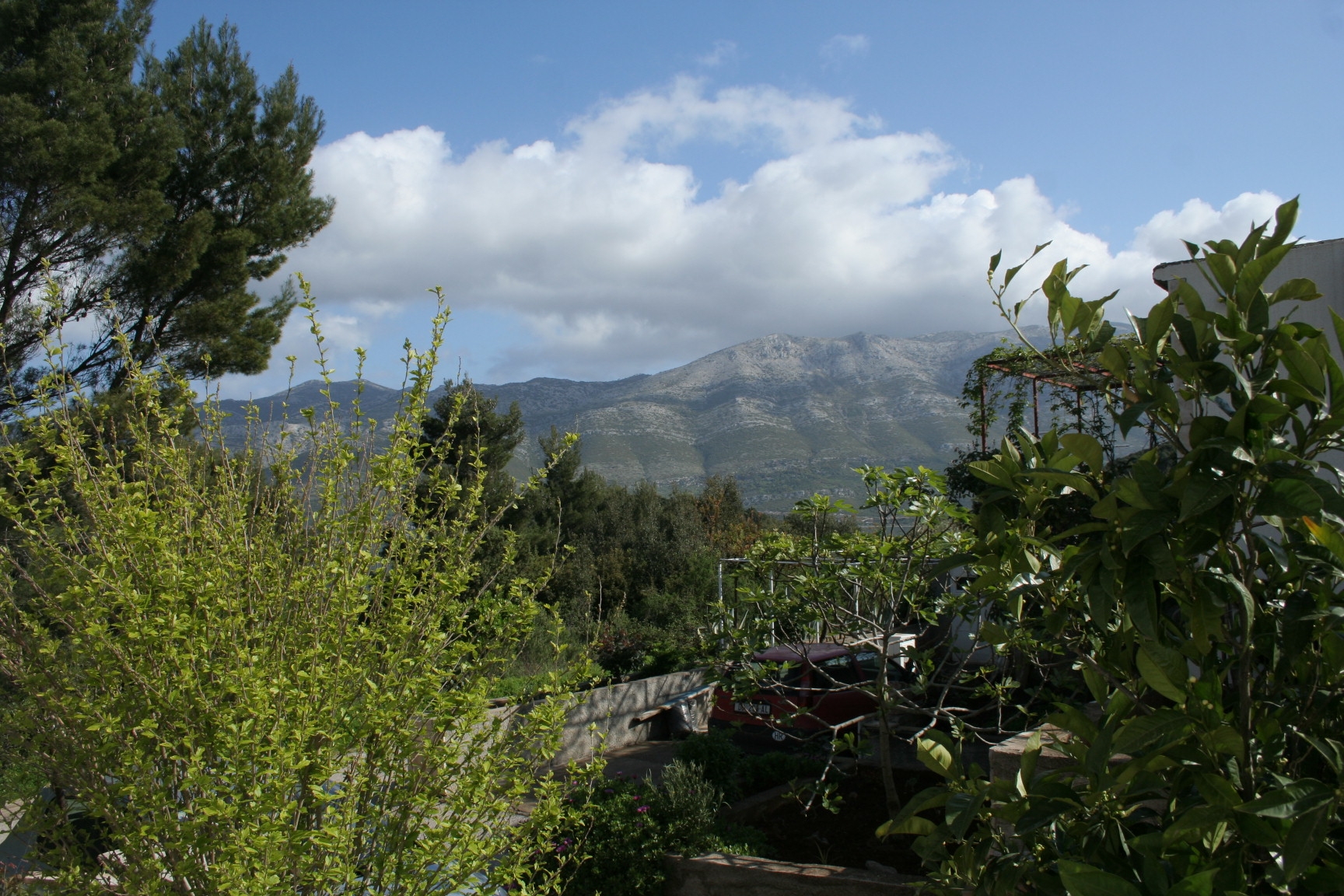 Three bedroom apartment with terrace Žrnovska Banja, Korčula  A-a