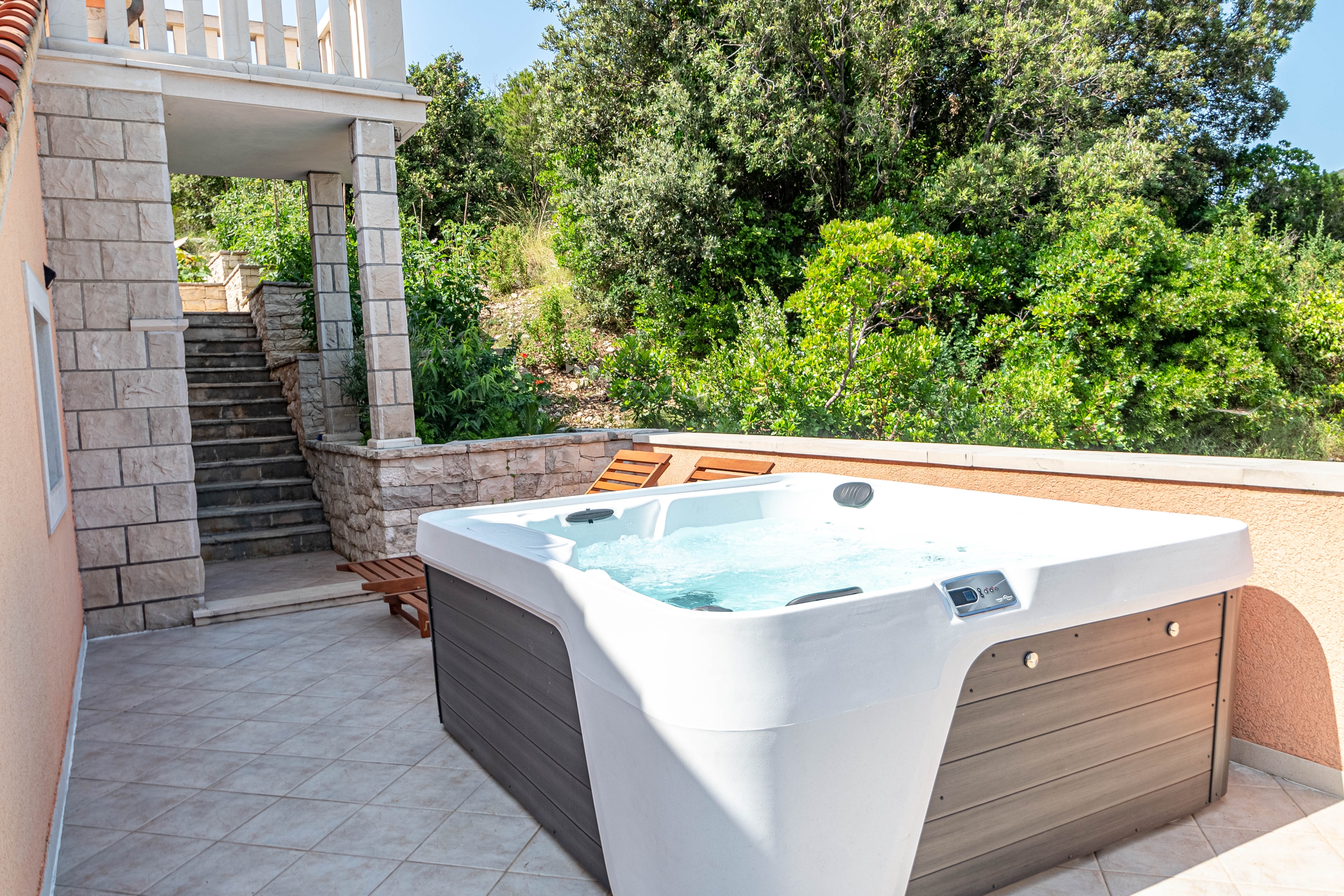 Three bedroom apartment near beach Tri Žala, Korčula  A-b