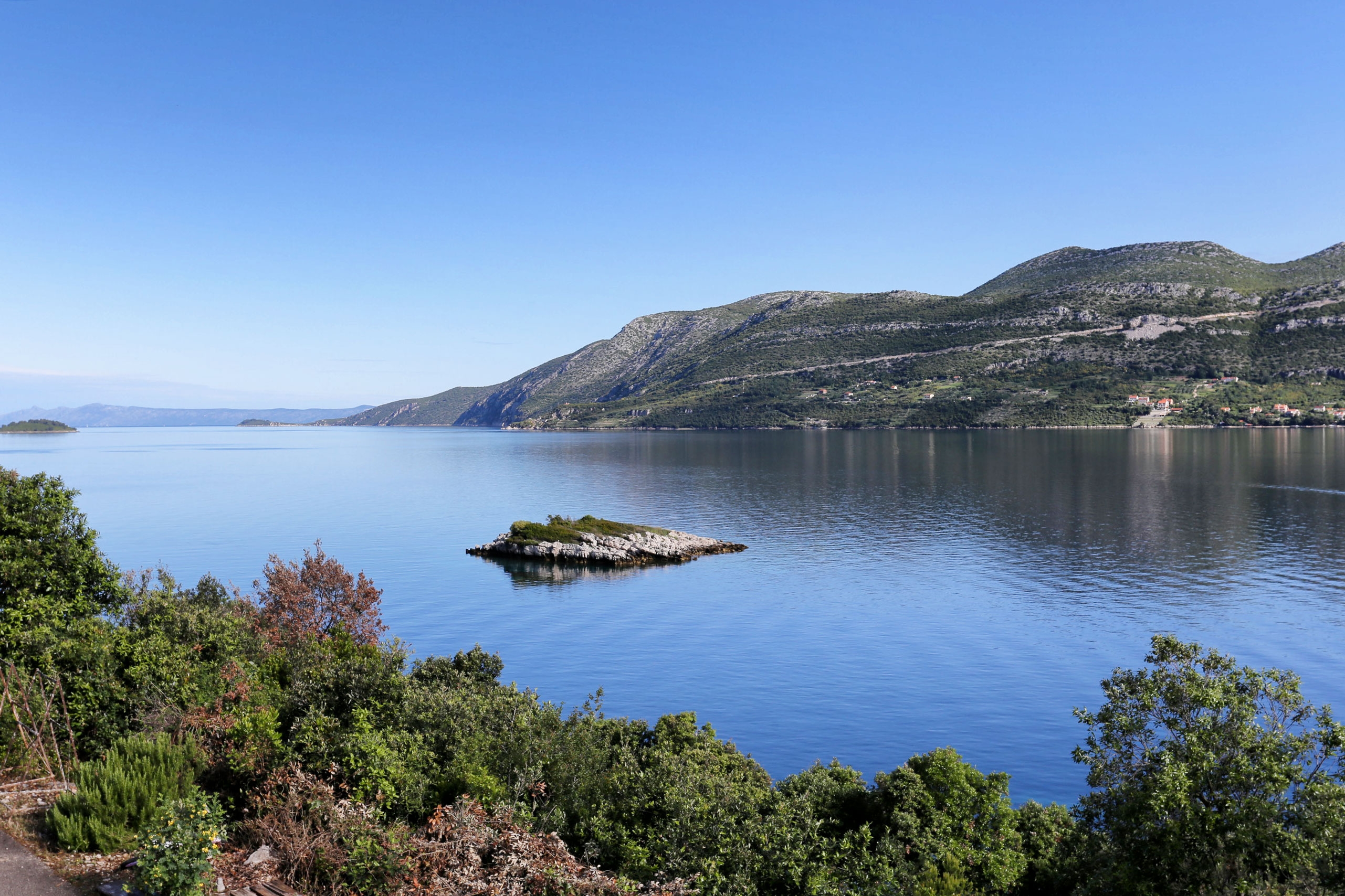 Three bedroom apartment near beach Tri Žala, Korčula  A-b