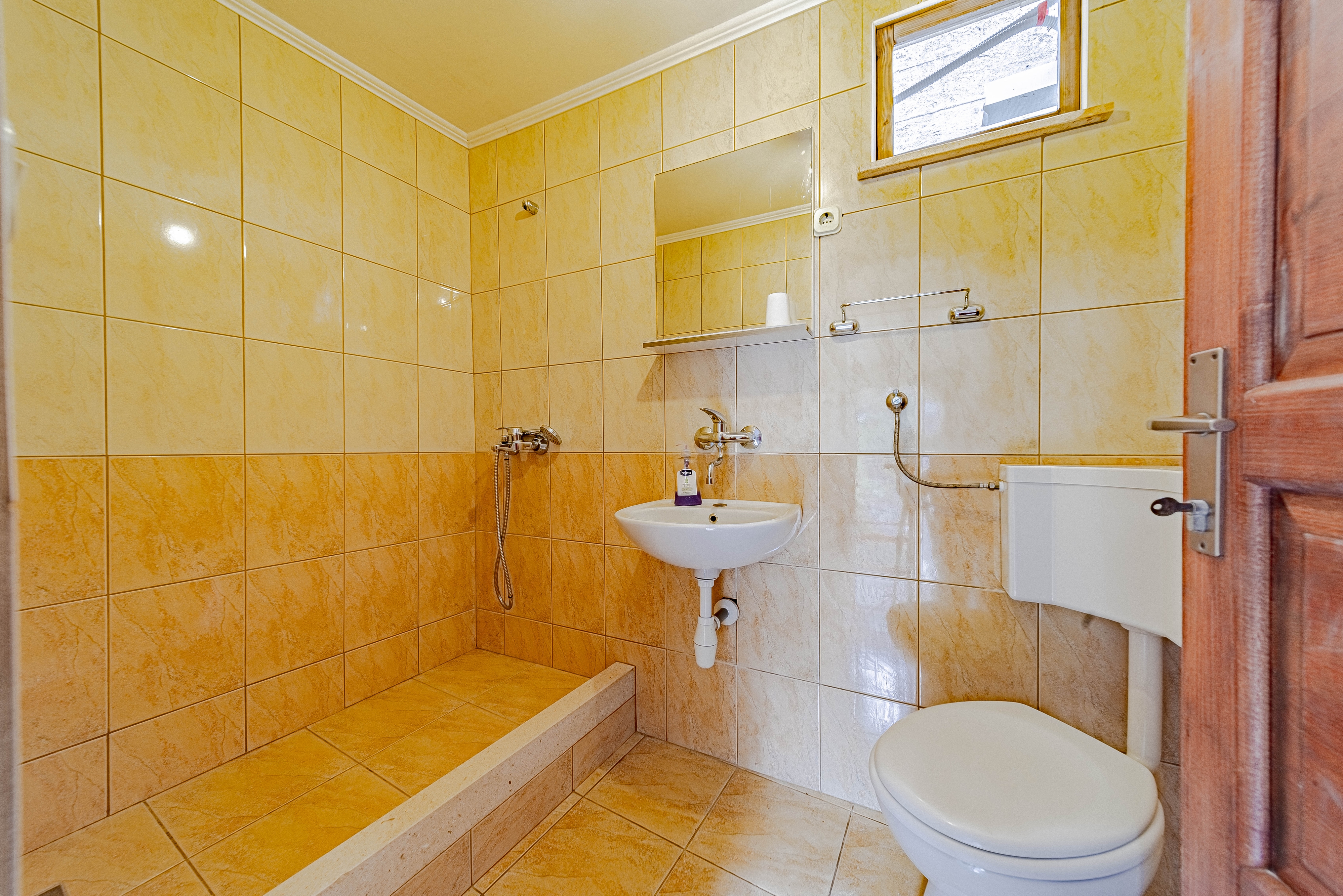 Two bedroom apartment near beach Cove Bratinja Luka, Korčula  A-a