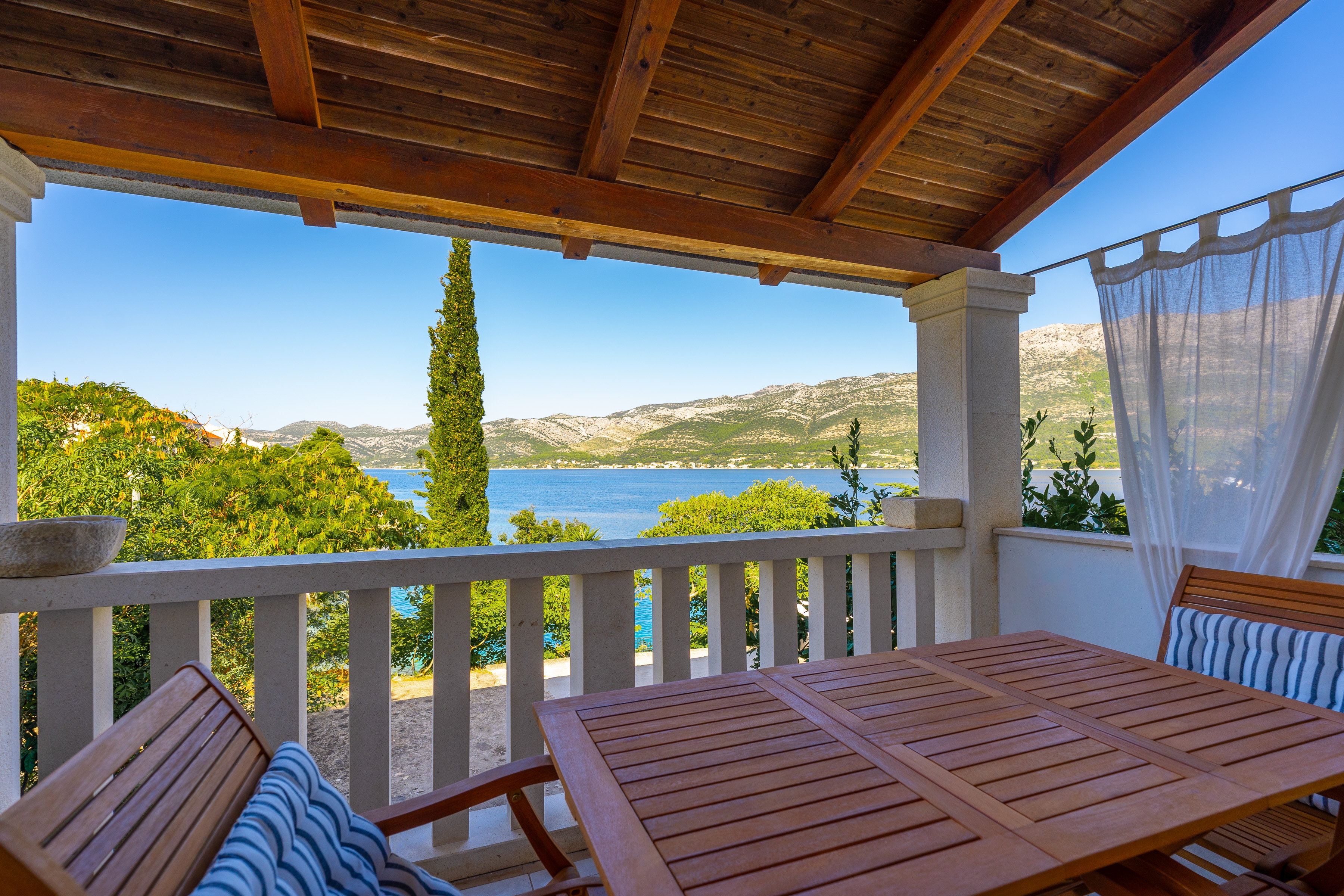 One bedroom apartment with terrace and sea view Medvinjak, Korčula (A-4439-a) One bedroom apartment with terrace and sea view Medvinjak, Korčula (A-4439-a)